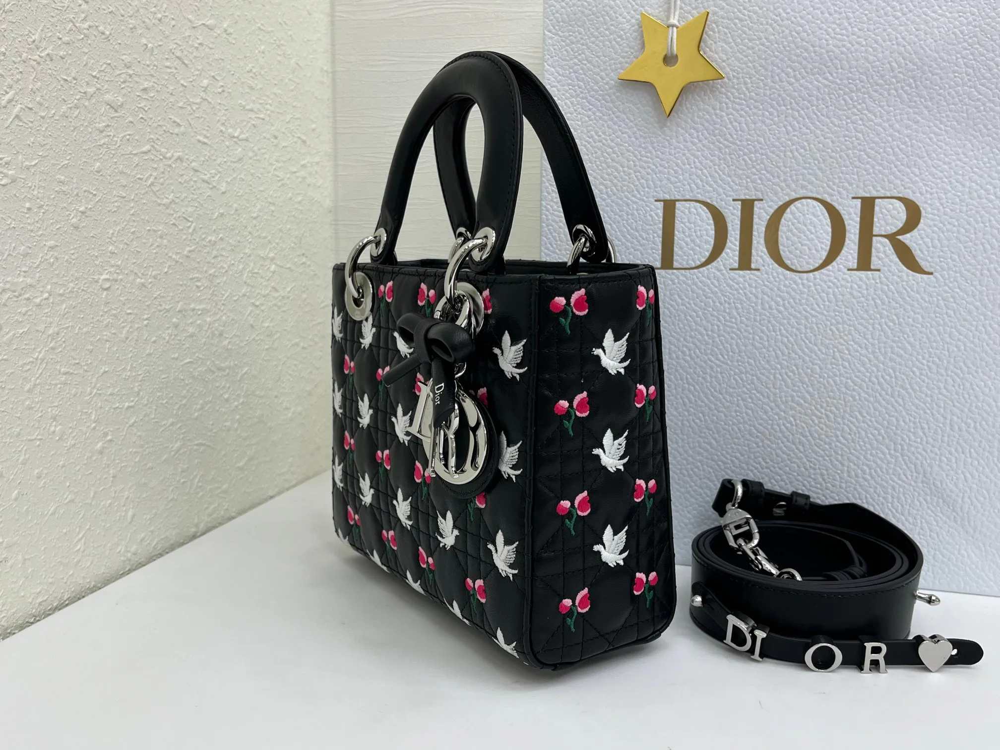 Классические Сумки Женские Christian Dior 17407066