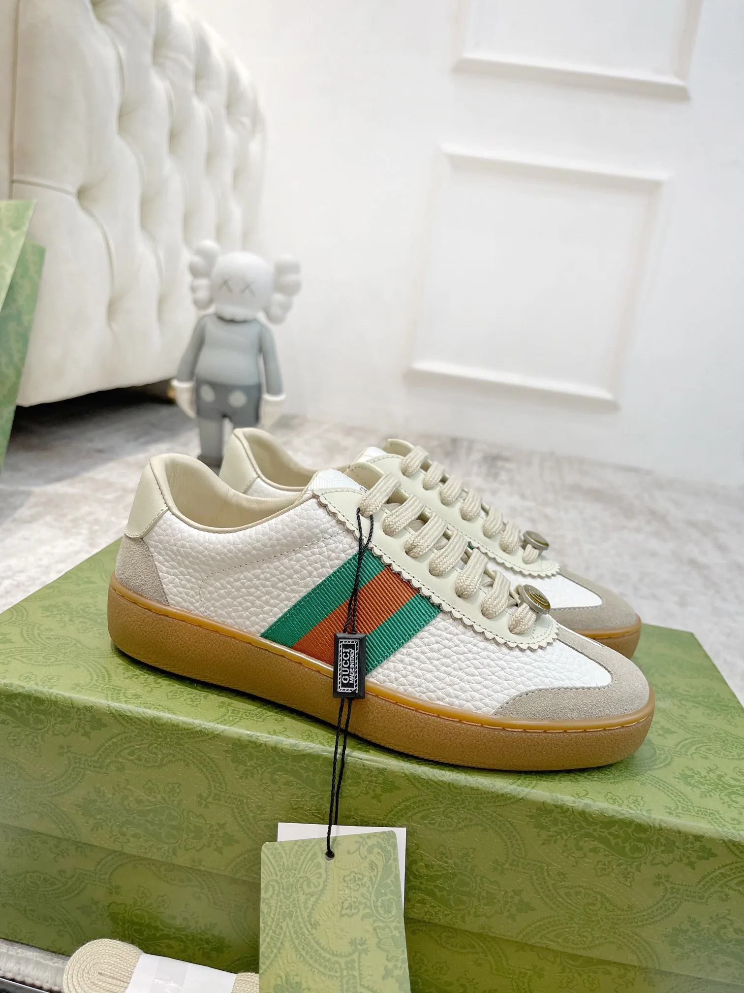Кроссовки Женские Gucci 18765959