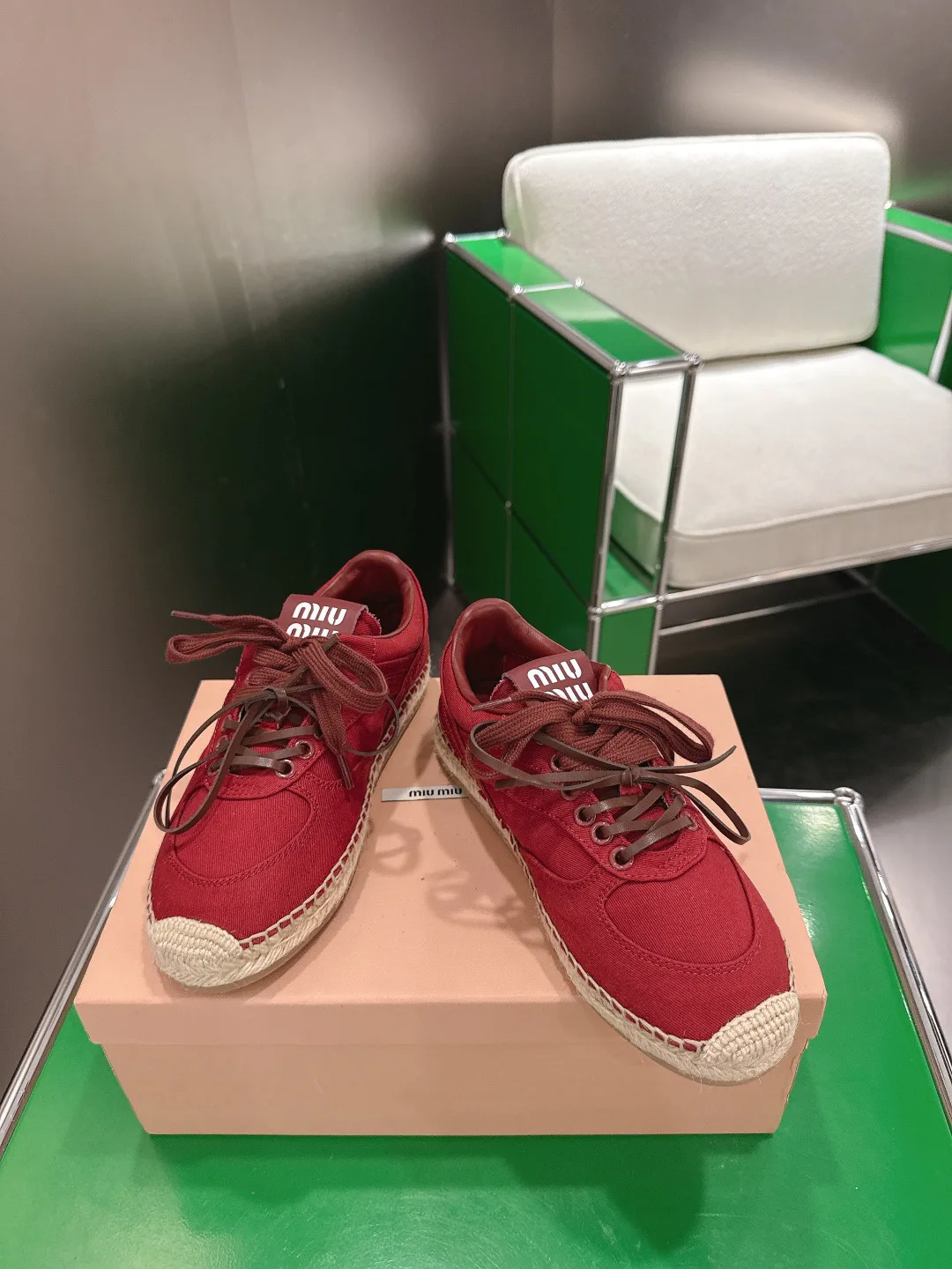 Кроссовки Женские Miu Miu 13152733