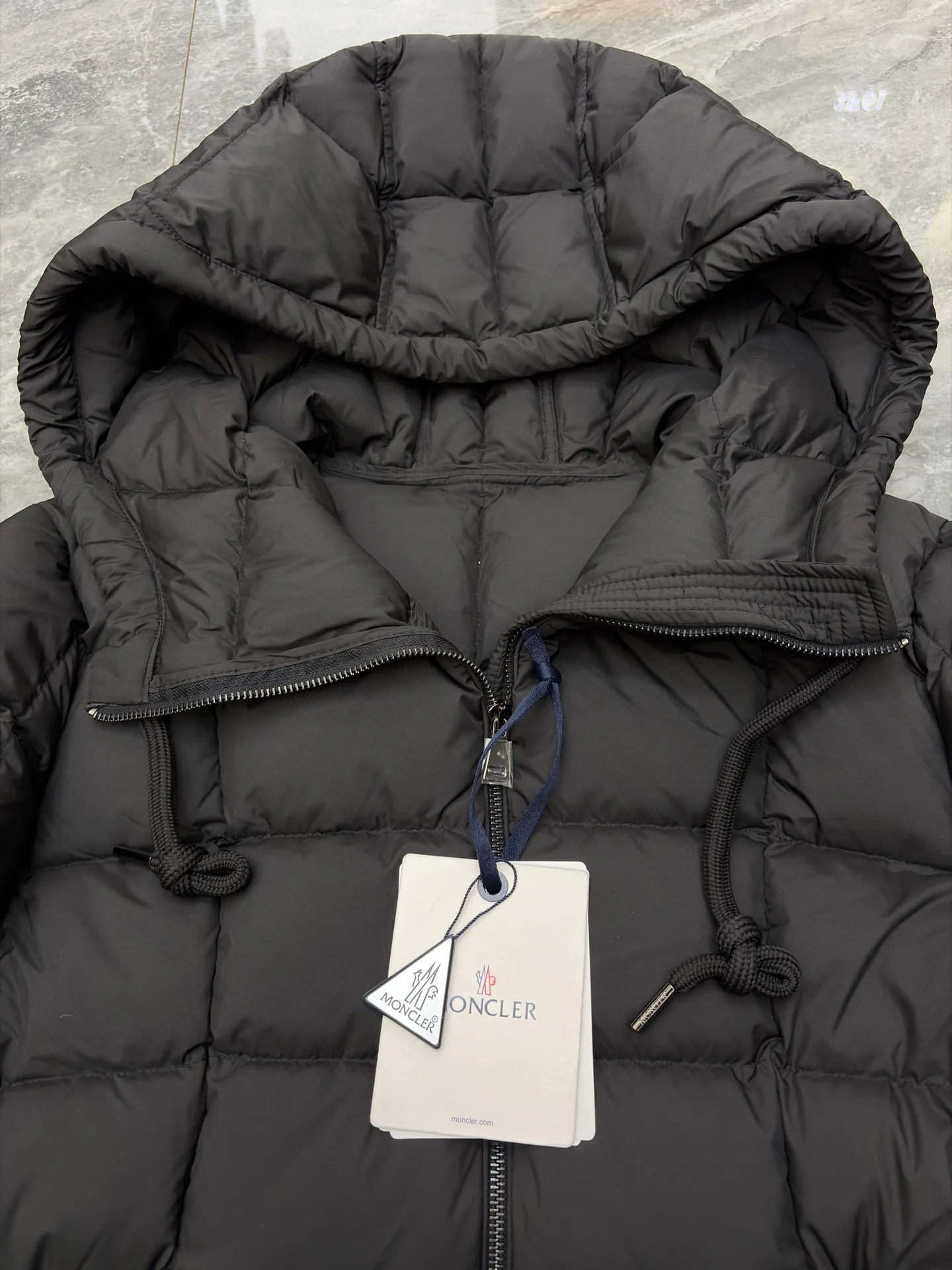 Куртки И Пуховики Женские Moncler 19960330