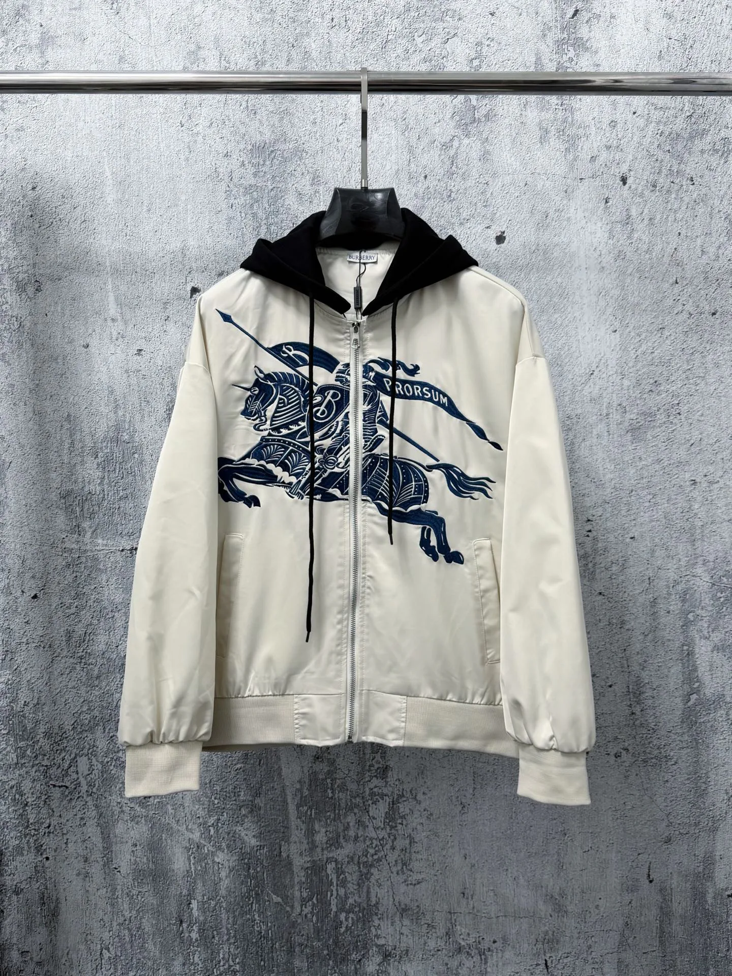 Куртки И Пуховики Мужские Burberry 18215643