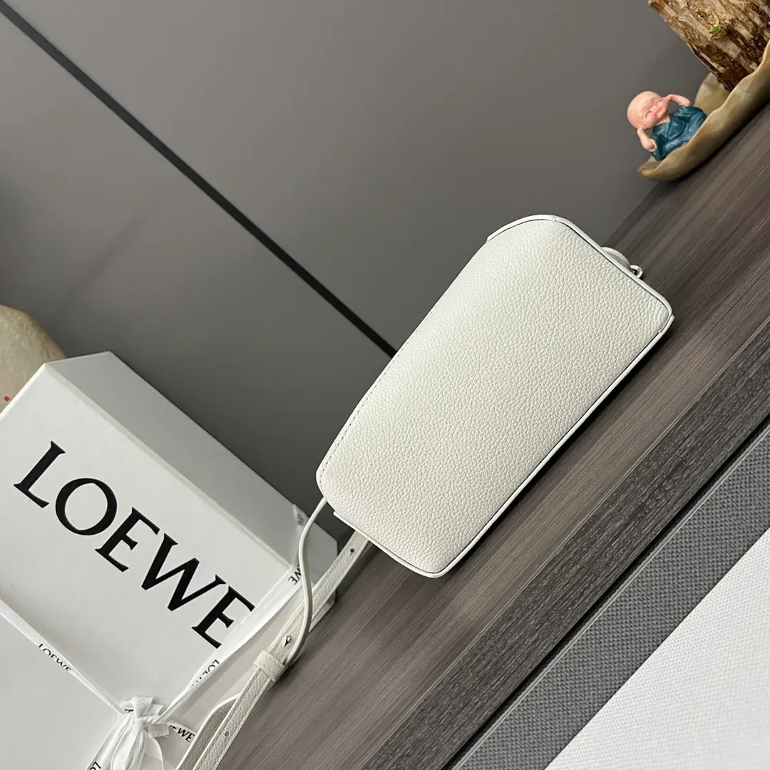 Классические Сумки Женские Loewe 1923869