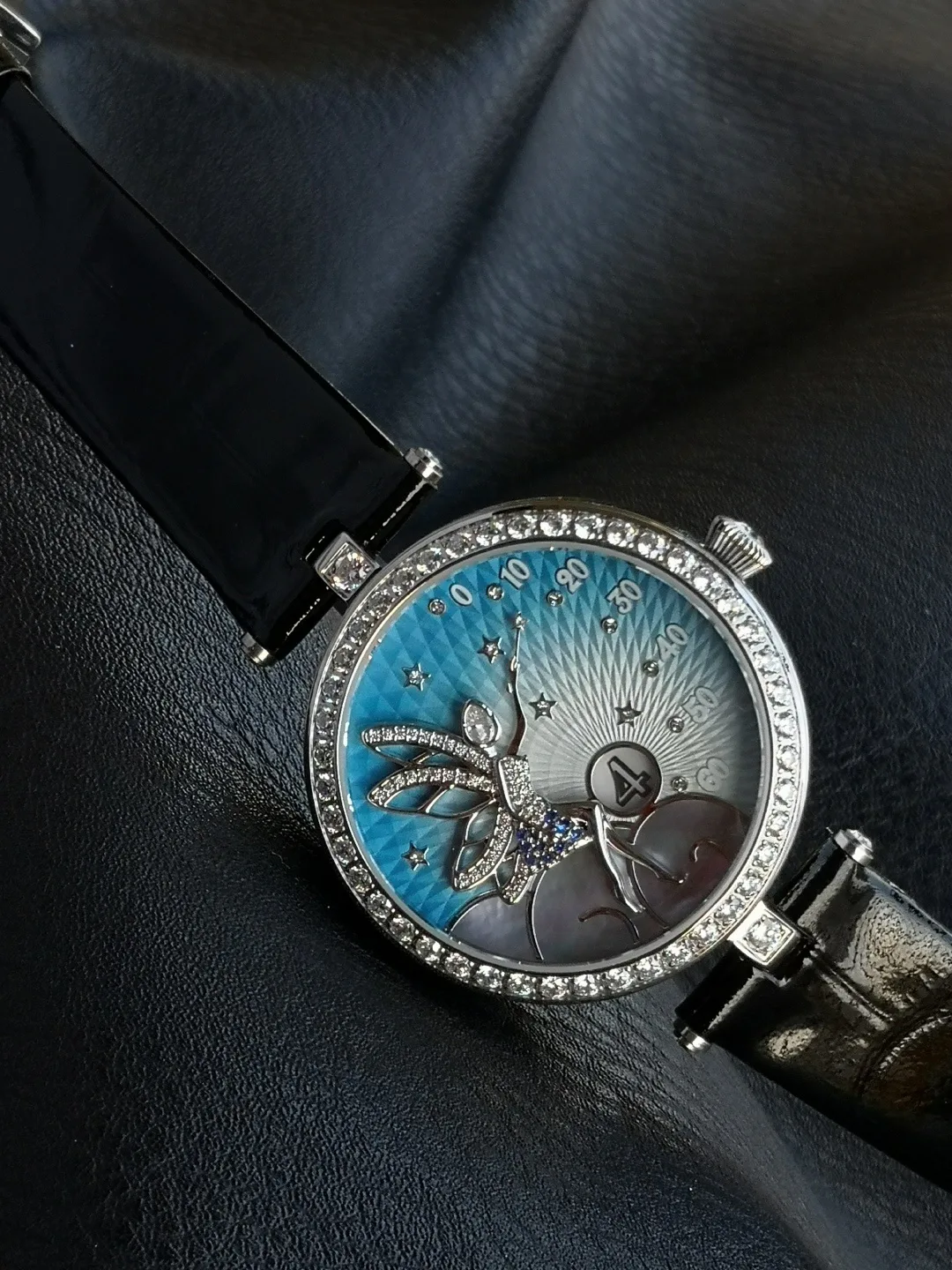 Часы Женские Van Cleef & Arpels 11575440