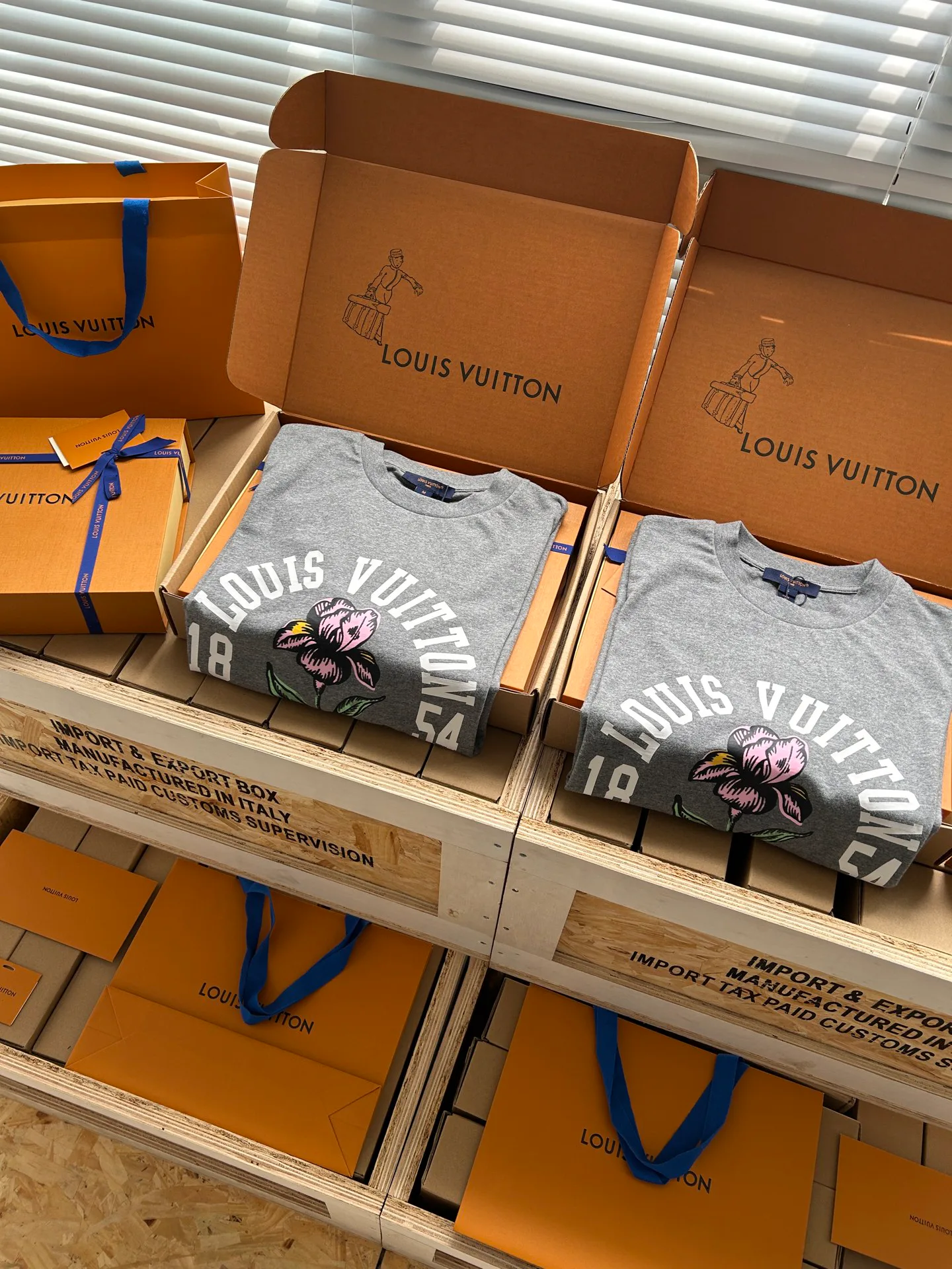 Футболки Мужские Louis Vuitton 12839700