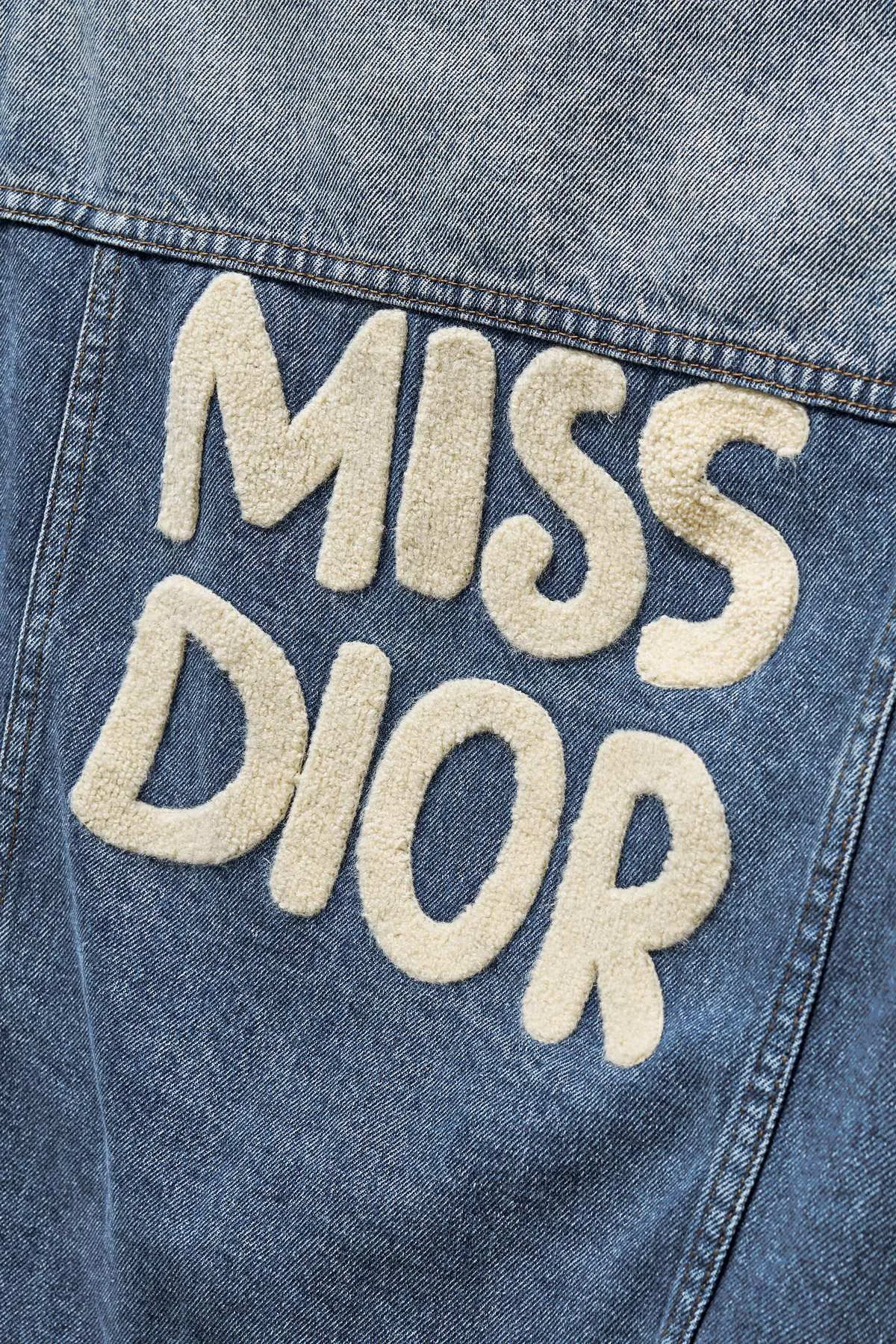 Куртки И Пуховики Женские Christian Dior 2428