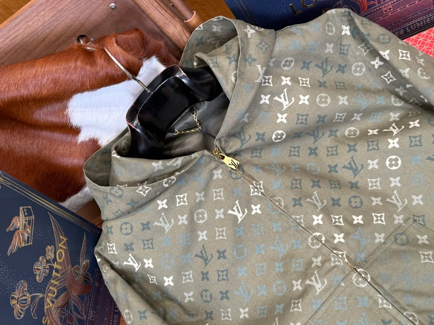 Куртки И Пуховики Мужские Louis Vuitton 5877487