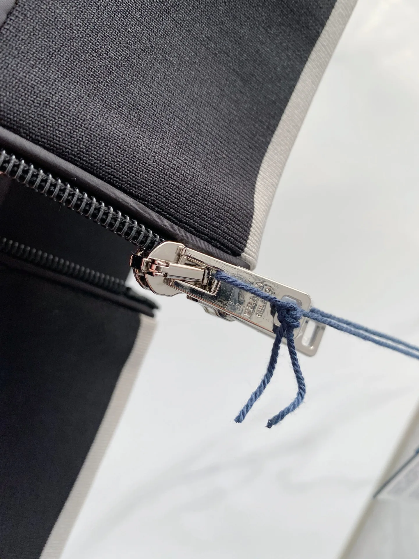 Куртки И Пуховики Мужские Prada 10827329