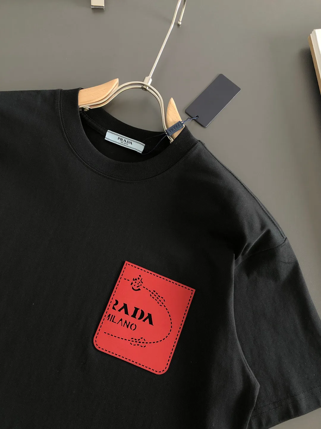Футболки Мужские Prada 17642120