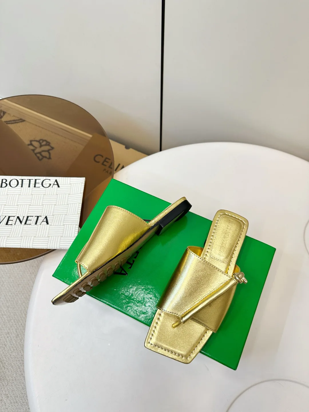 Шлепанцы Женские Bottega Veneta 490700