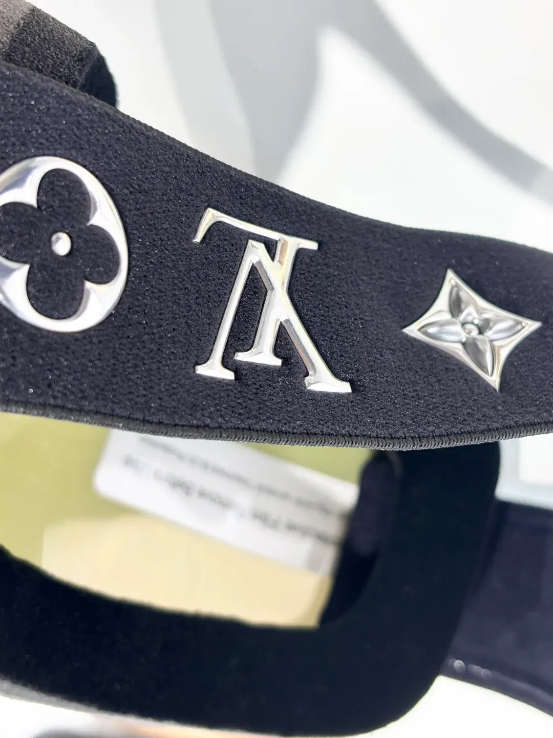 Очки Louis Vuitton 6192629