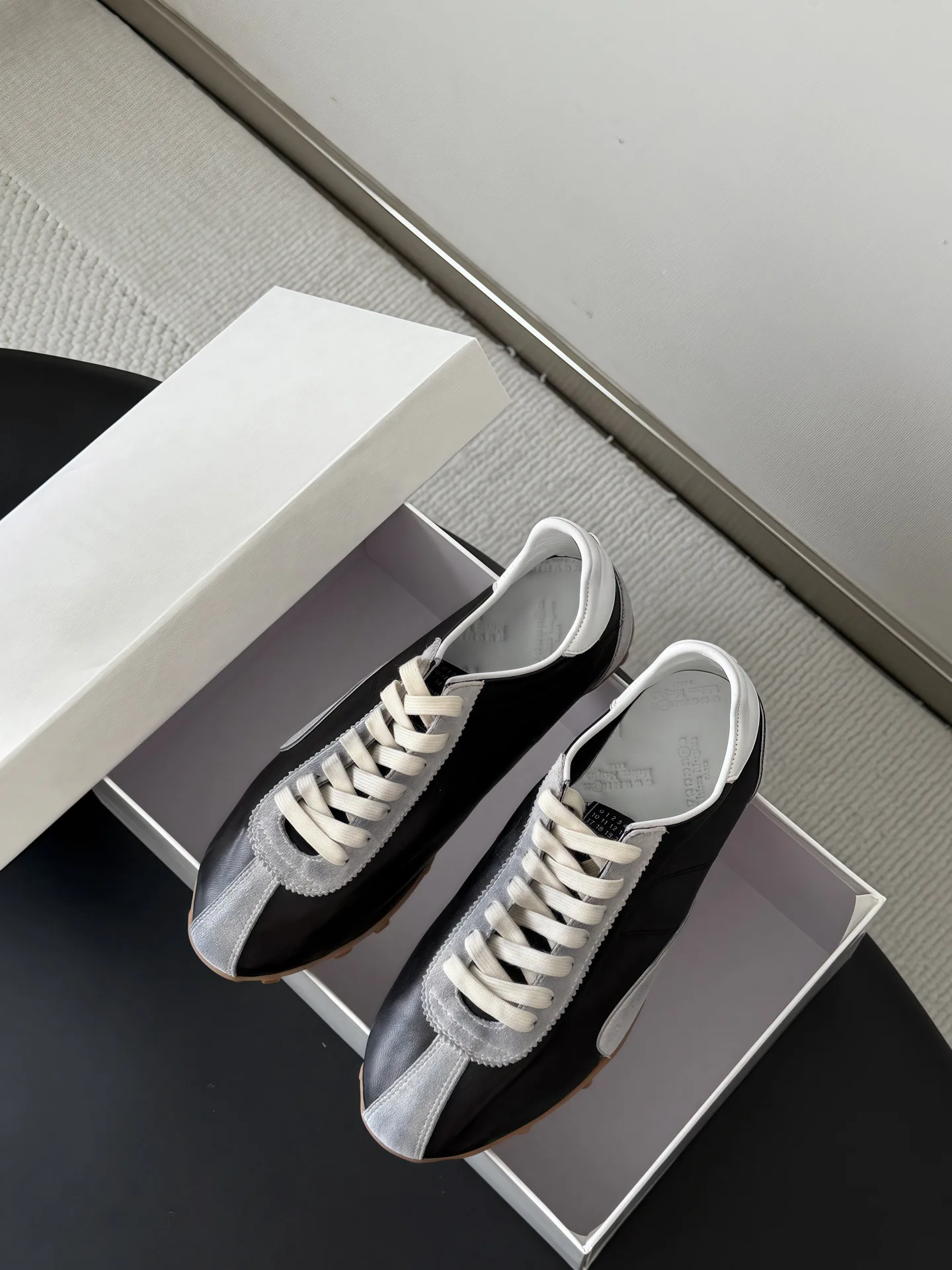 Кроссовки Женские Maison Margiela 17526753