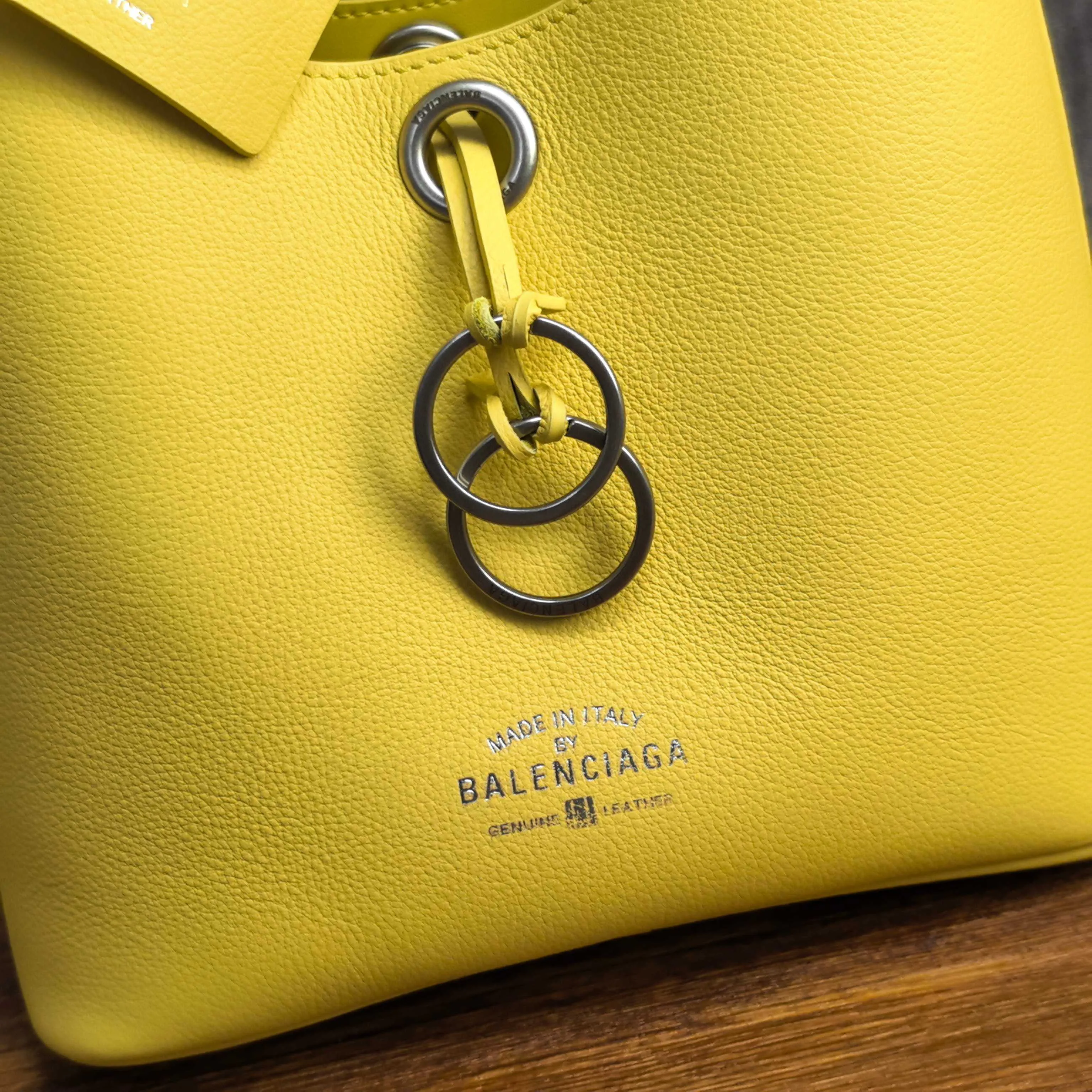Классические Сумки Женские Balenciaga 12669069