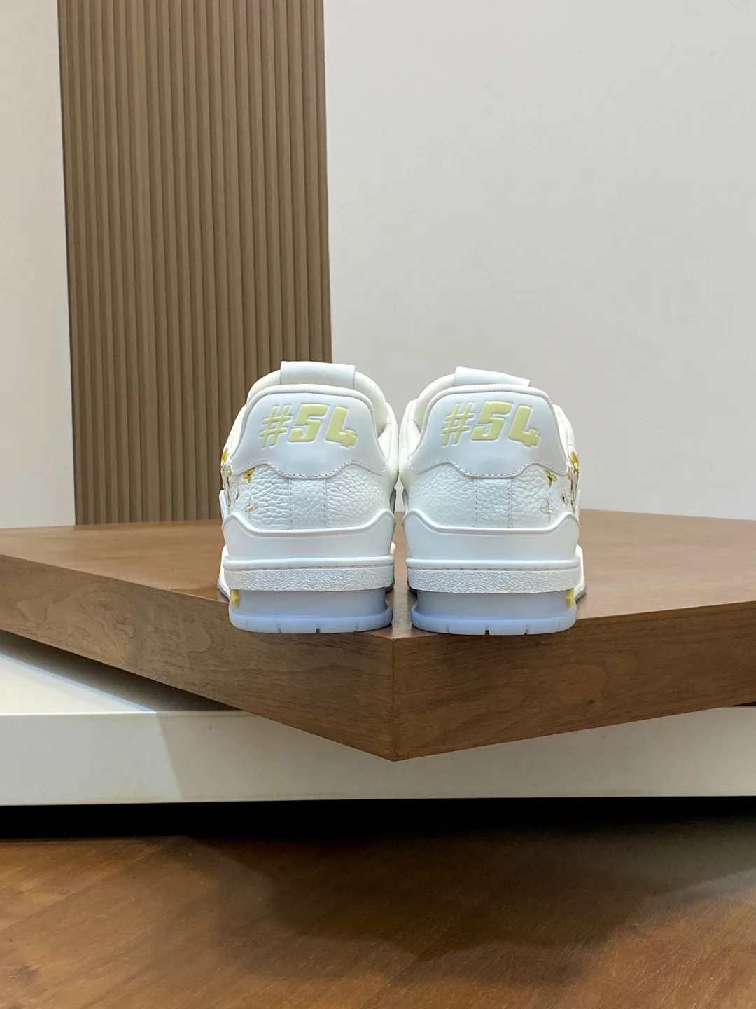 Кроссовки Мужские Louis Vuitton 12842855