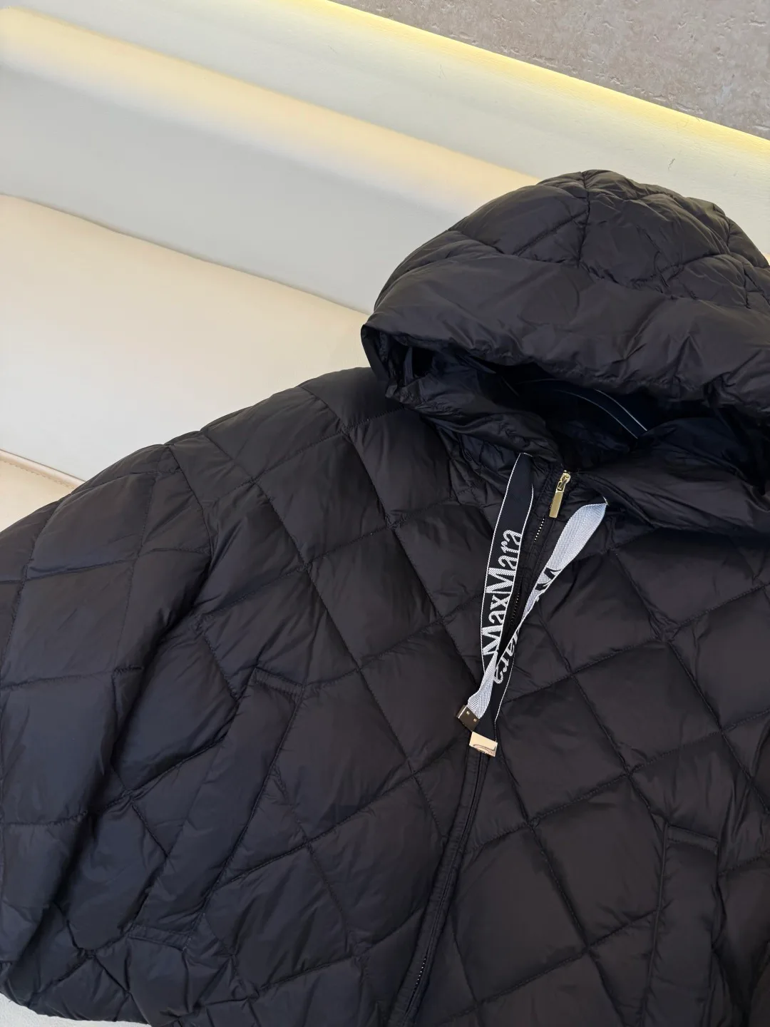 Куртки И Пуховики Женские Max Mara 18639866