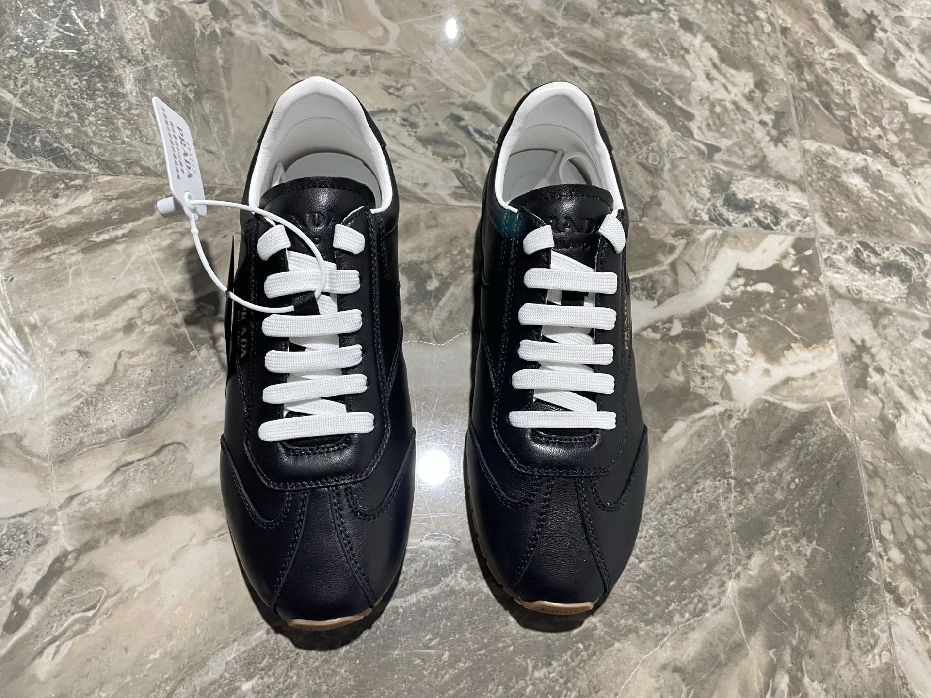 Кроссовки Женские Prada 9833769