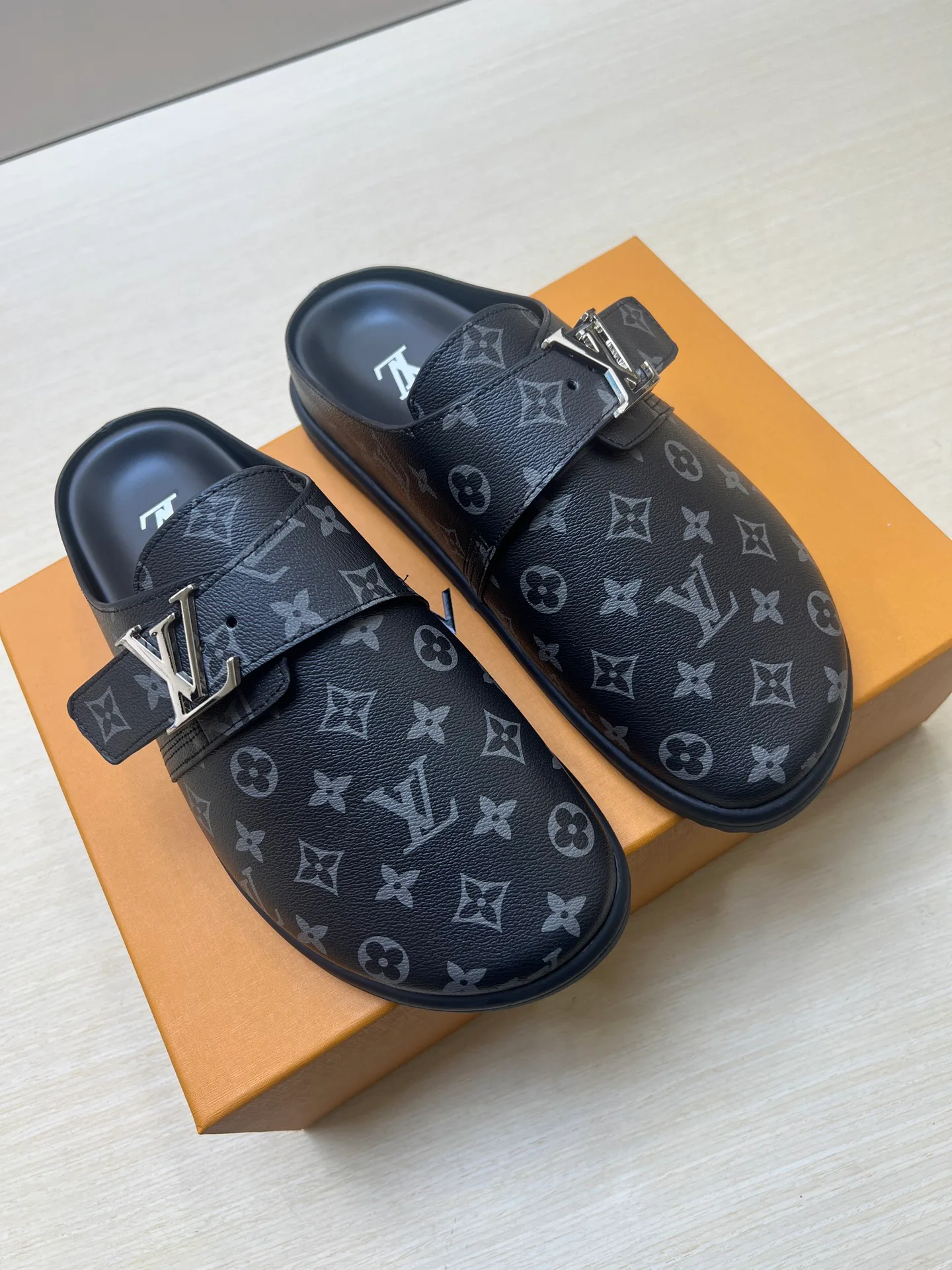 Мюли И Сабо Мужские Louis Vuitton 1789298