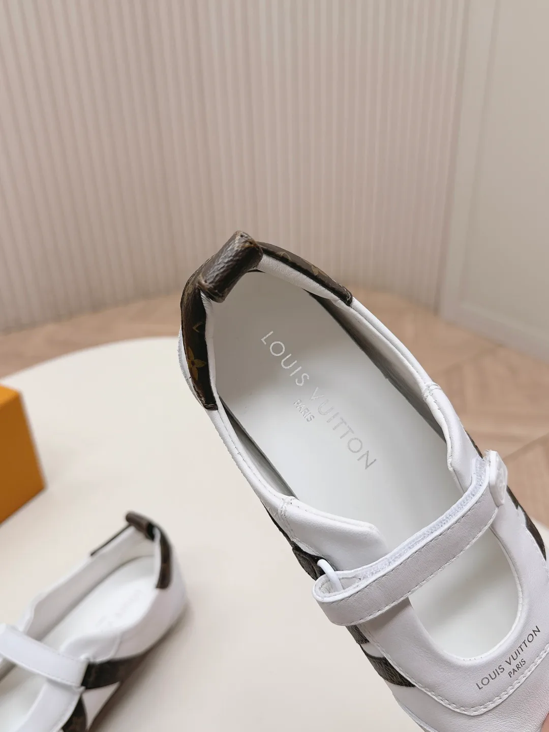 Балетки Женские Louis Vuitton 11554401