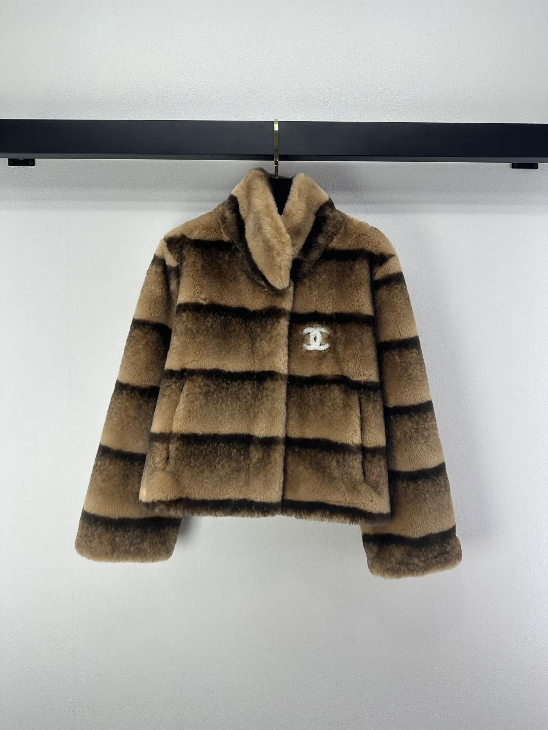 Шубы Женские Chanel 550778