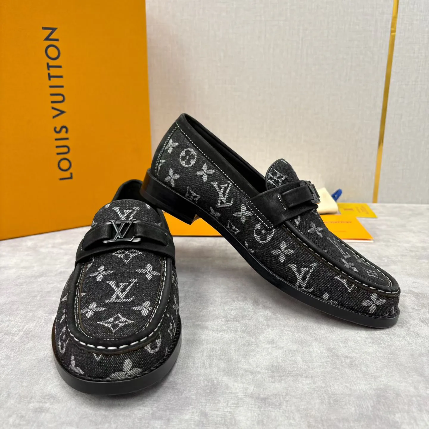 Лоферы Мужские Louis Vuitton 173790