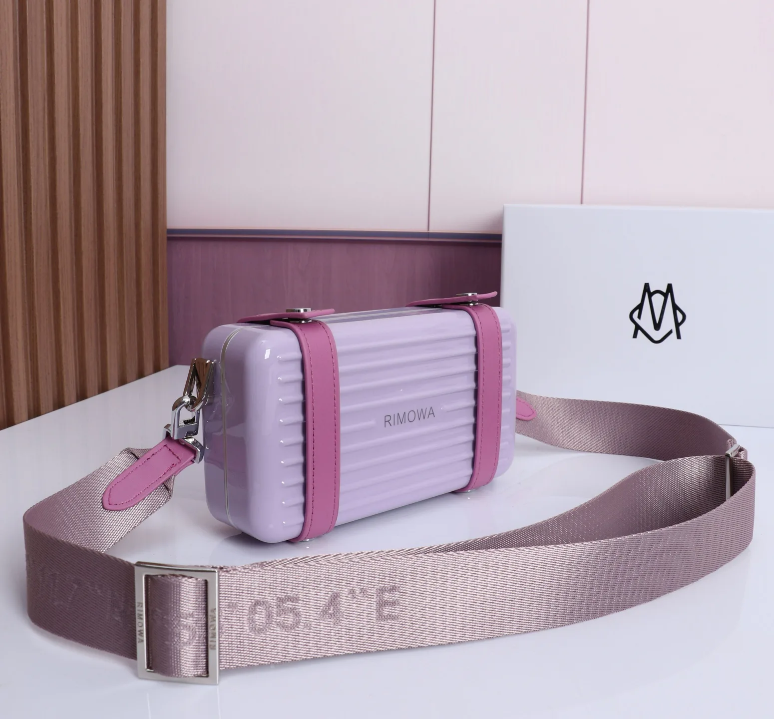 Сумки На Ремне Женские Rimowa 11185368