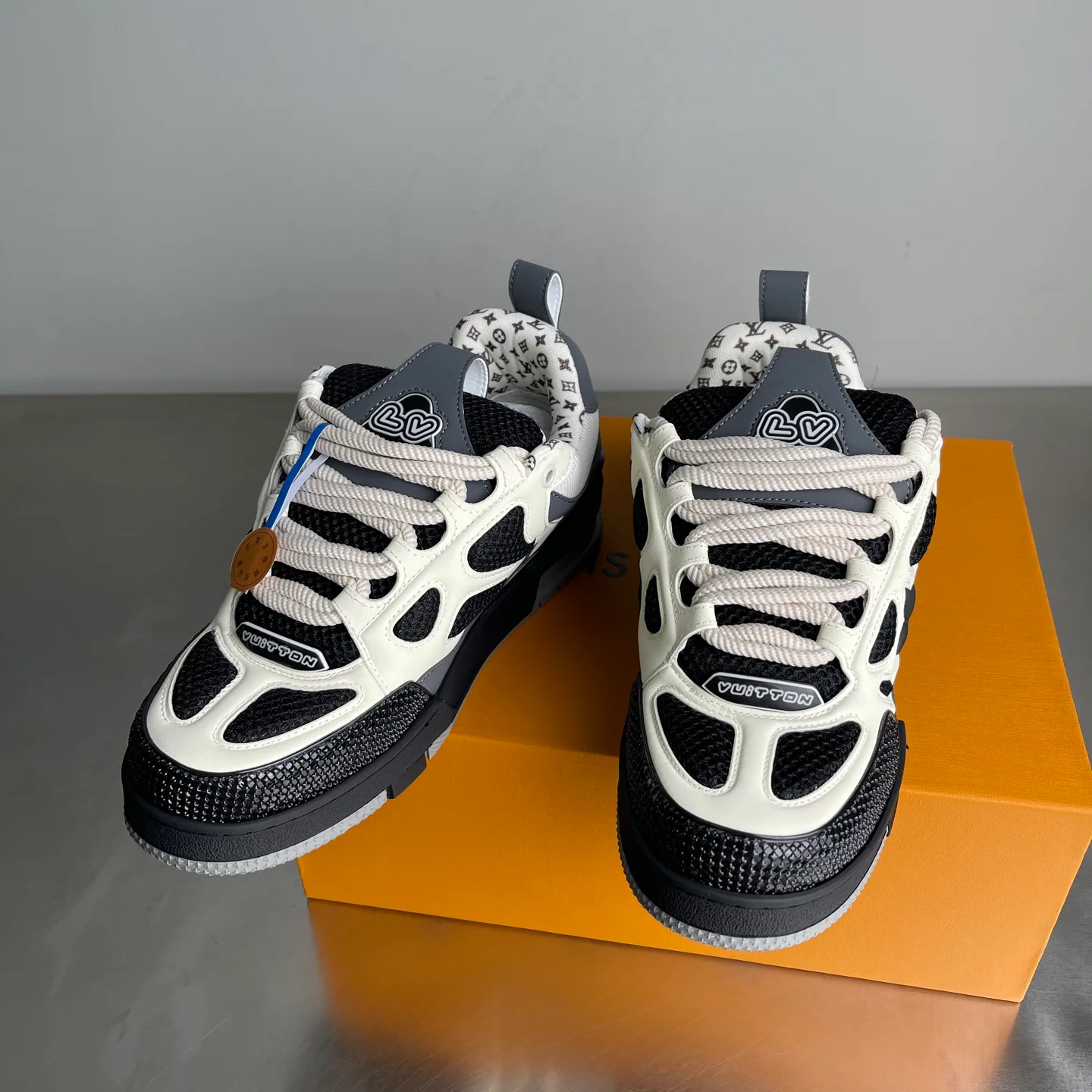 Кроссовки Женские Louis Vuitton 168937