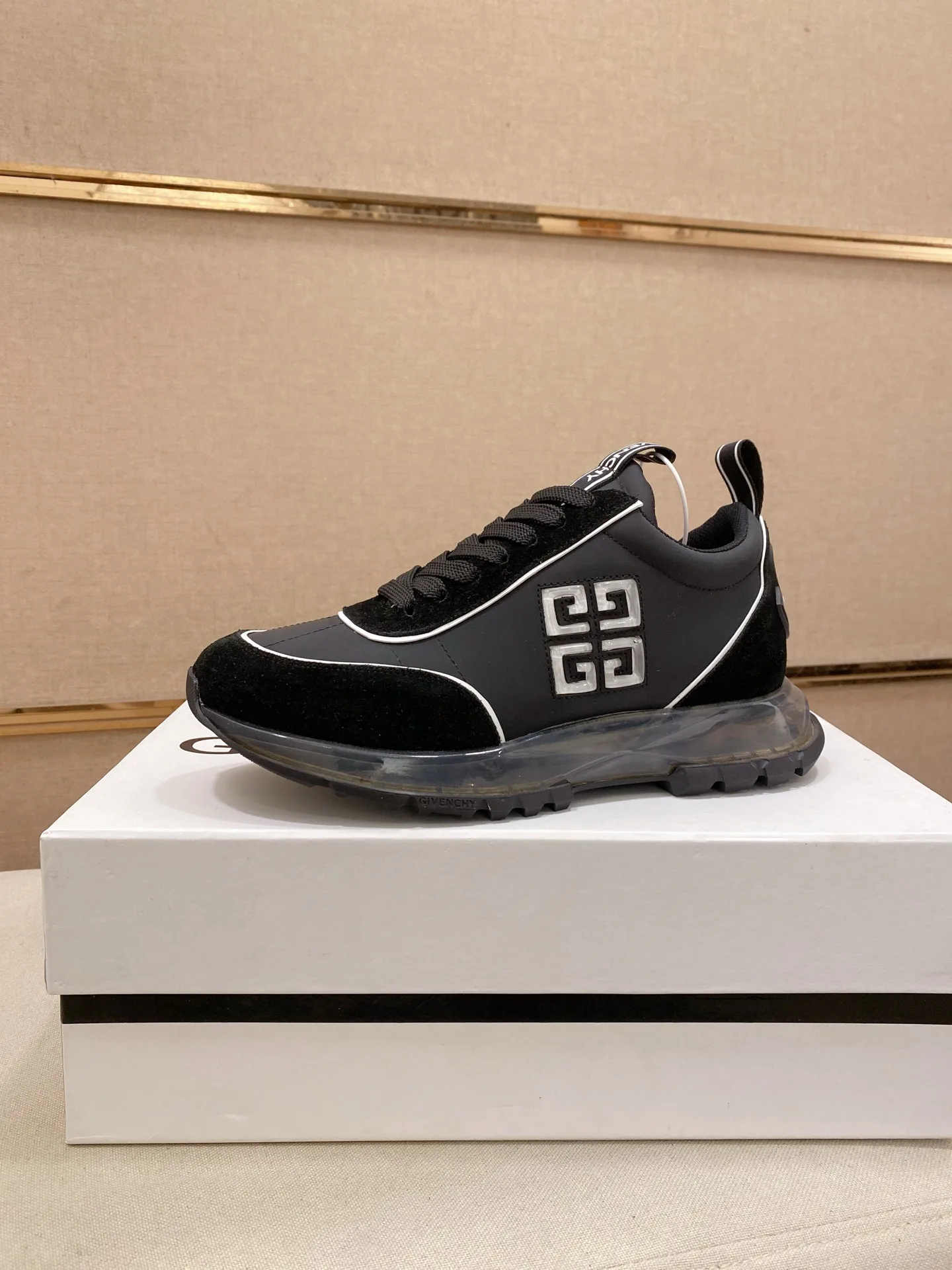 Кроссовки Мужские Givenchy 829523