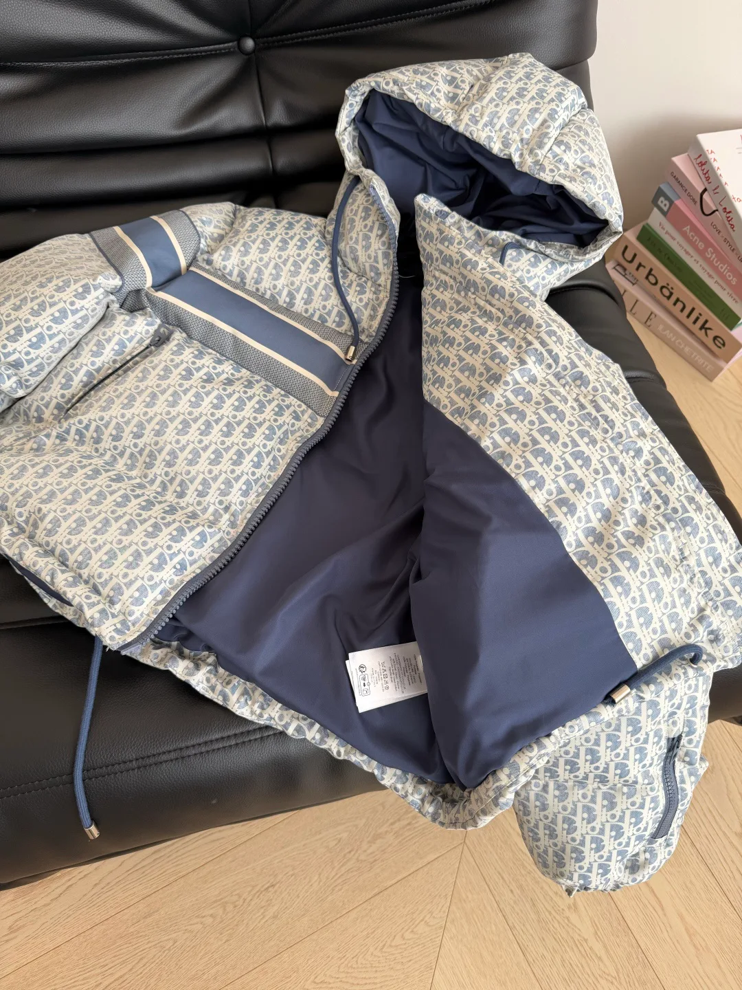 Куртки И Пуховики Женские Louis Vuitton 234301