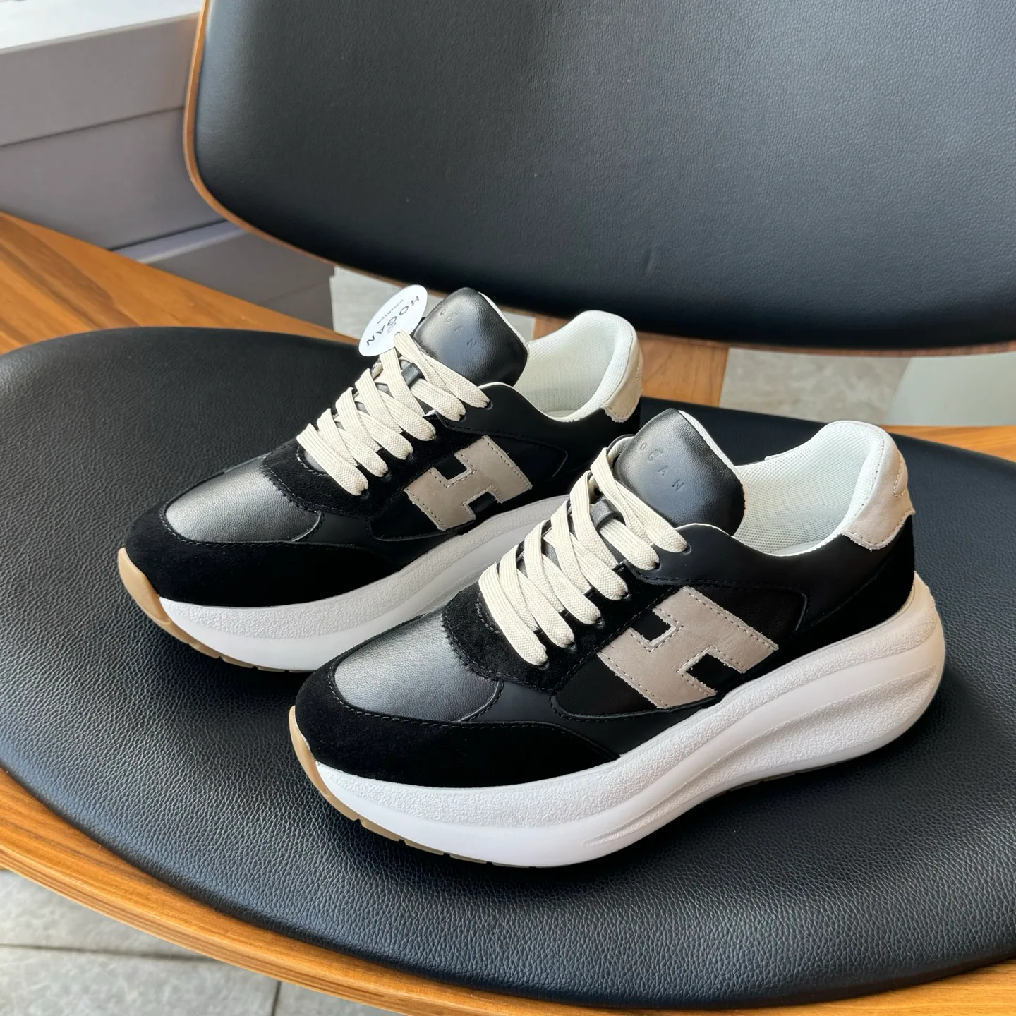 Кроссовки Женские Hogan 12629932
