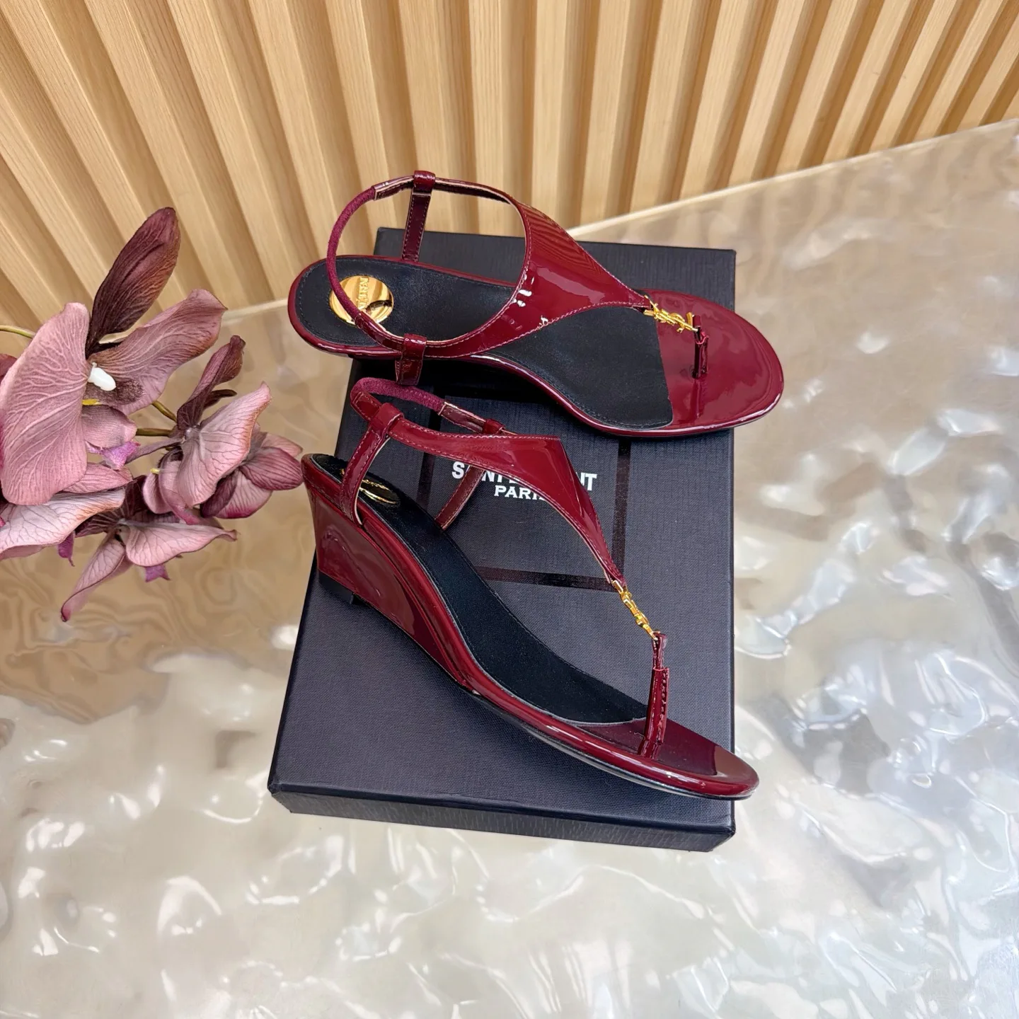 Босоножки Женские Saint Laurent 11660218