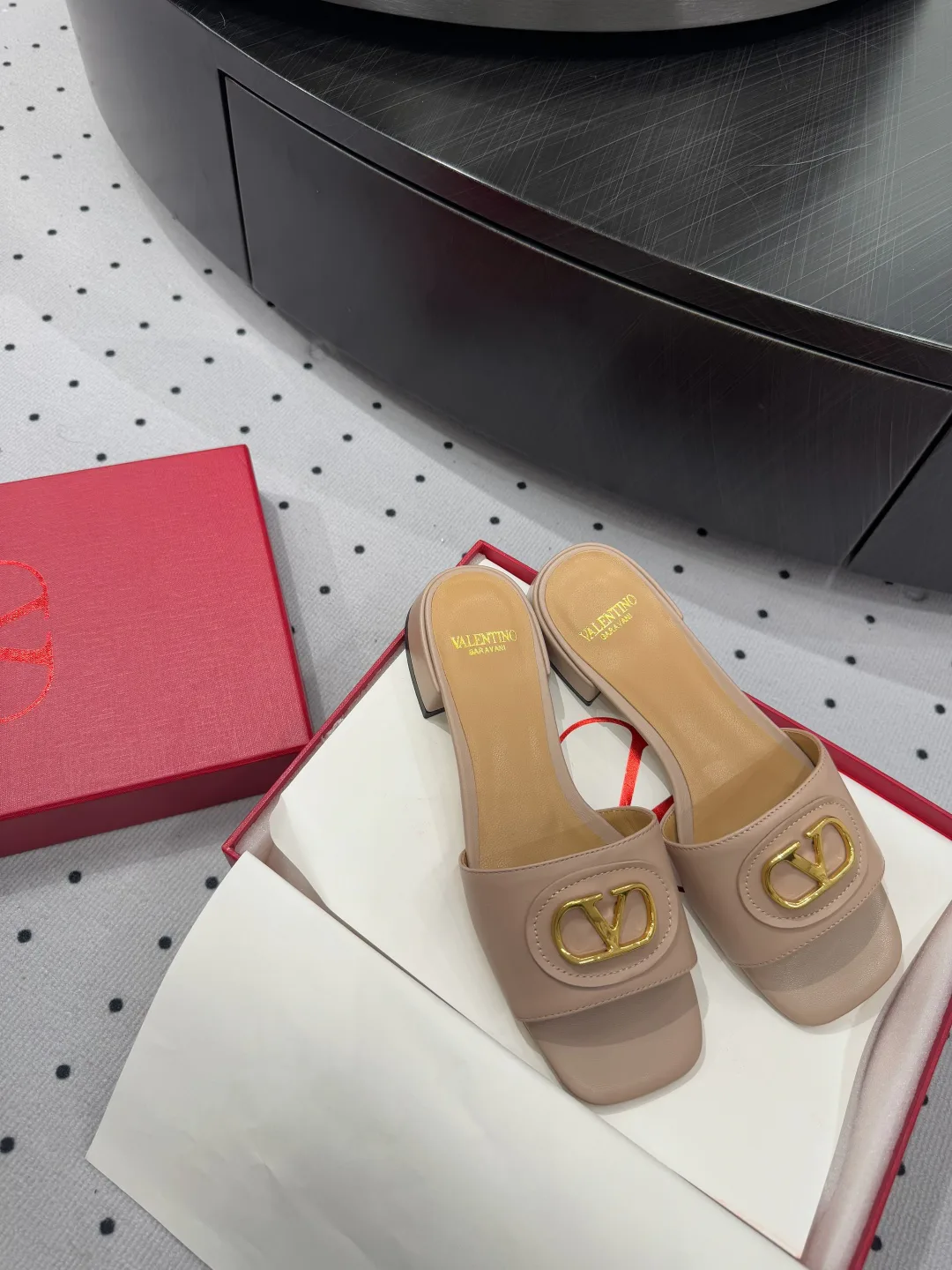 Шлепанцы Женские Valentino 32448