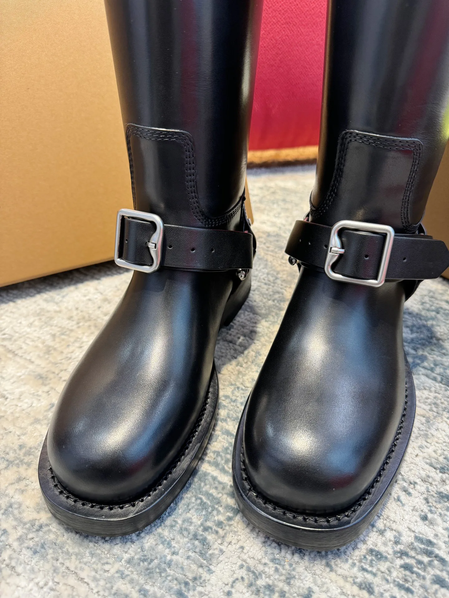 Сапоги Женские Burberry 261266