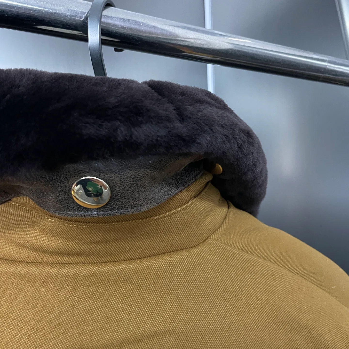 Пуховики Женские Miu Miu 483234