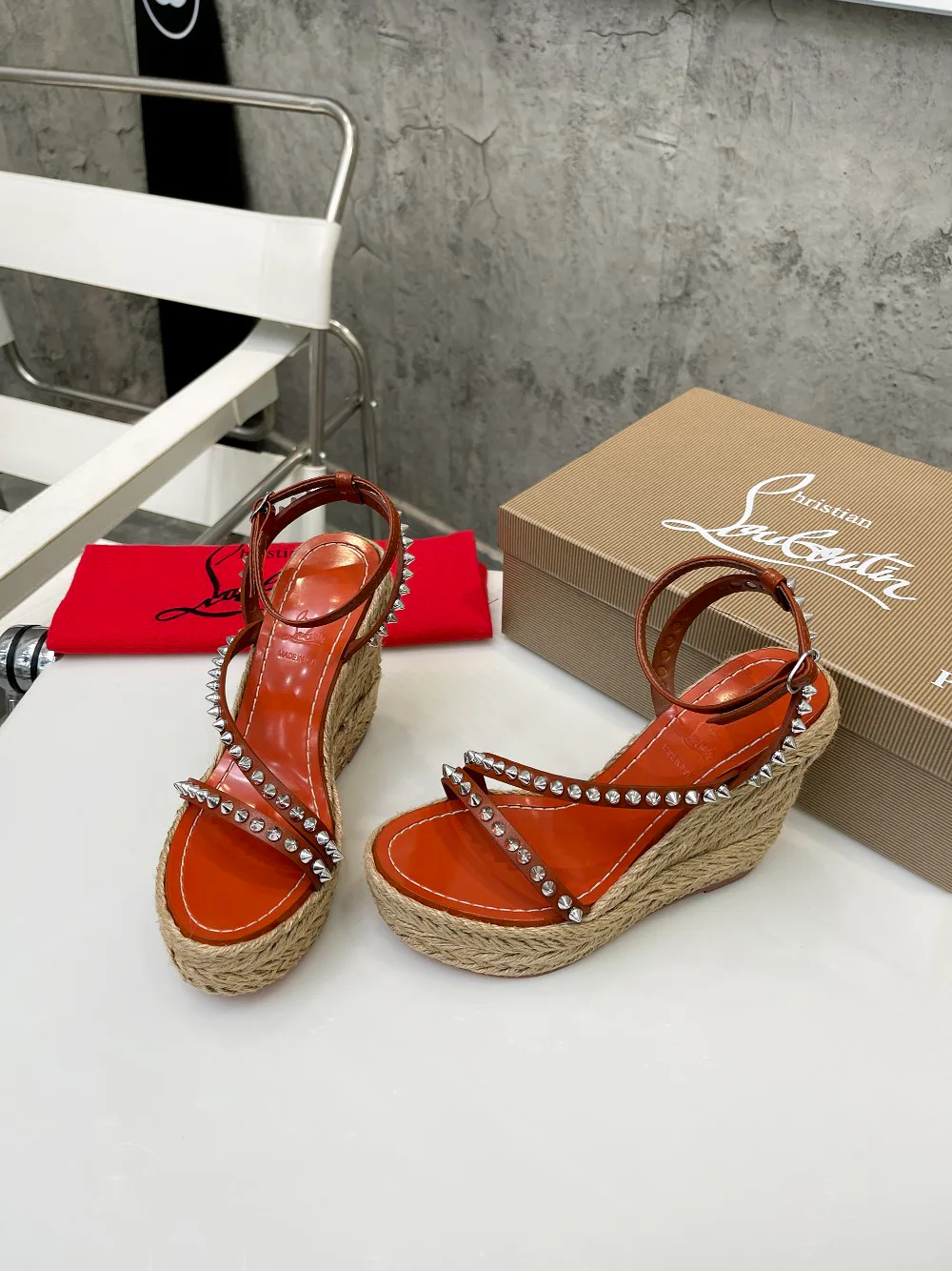 Туфли Женские Christian Louboutin 11468789