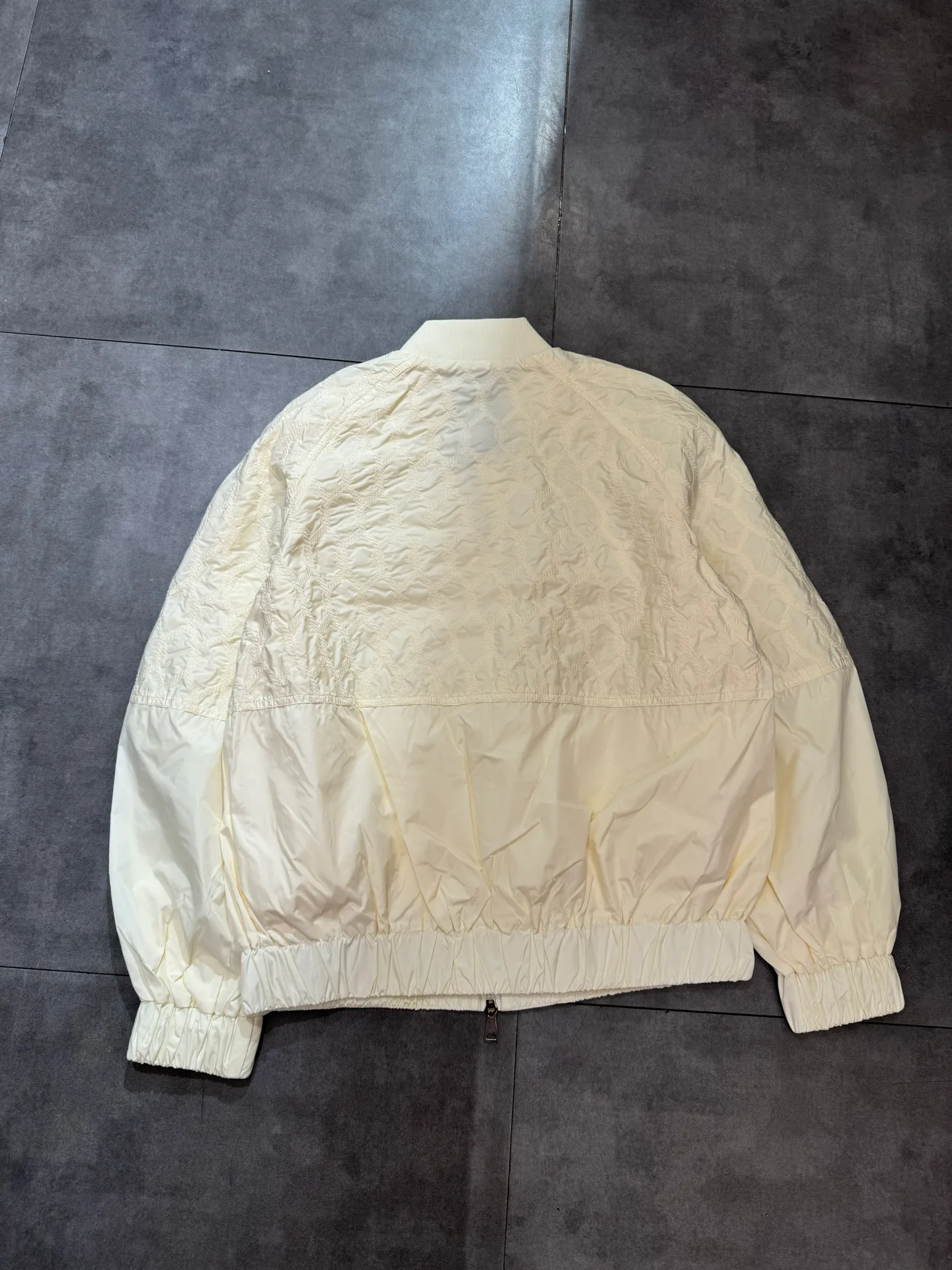 Куртки И Пуховики Женские Moncler 17909