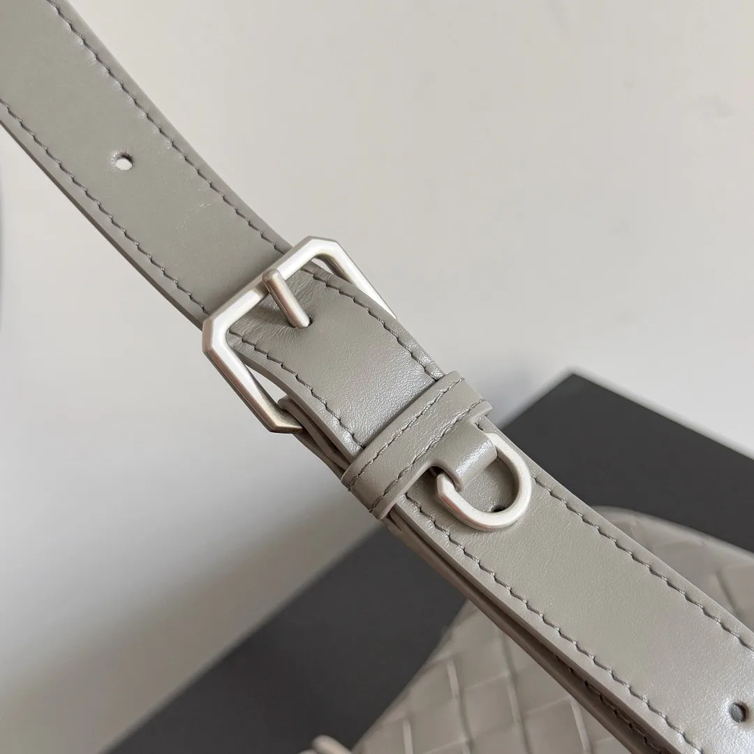 Поясные Сумки Мужские Bottega Veneta 13946851