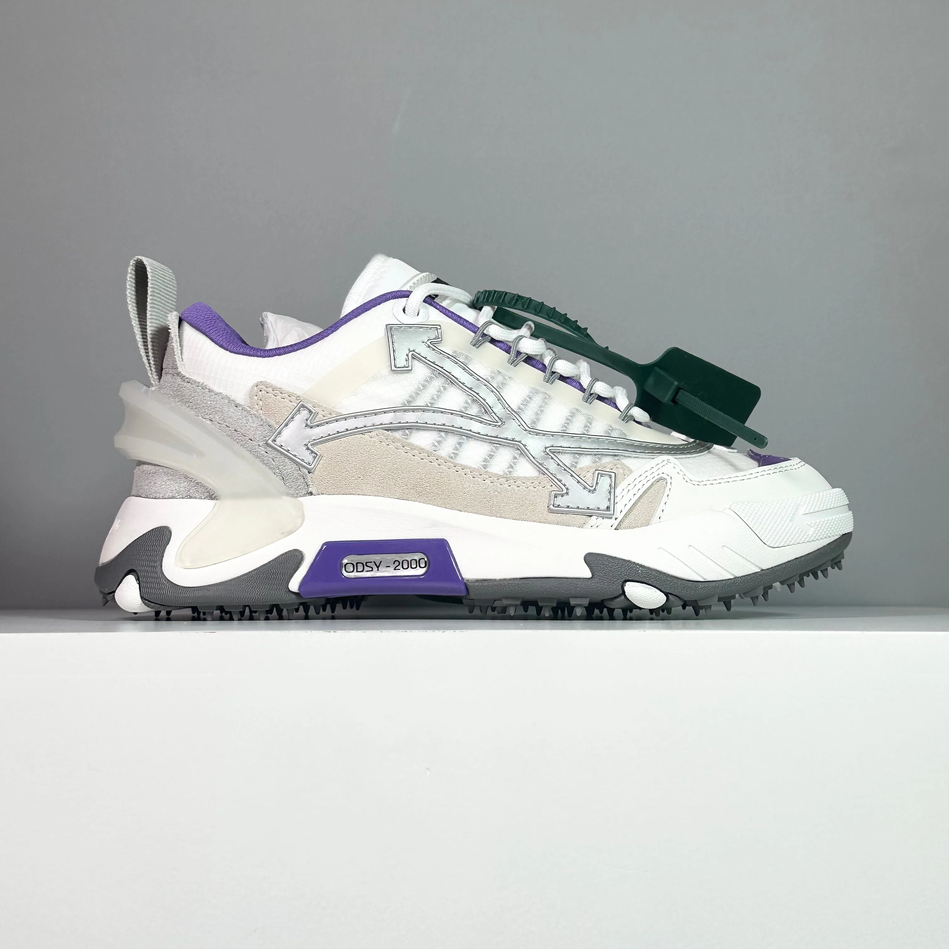 Кроссовки Женские Off-White 11576018