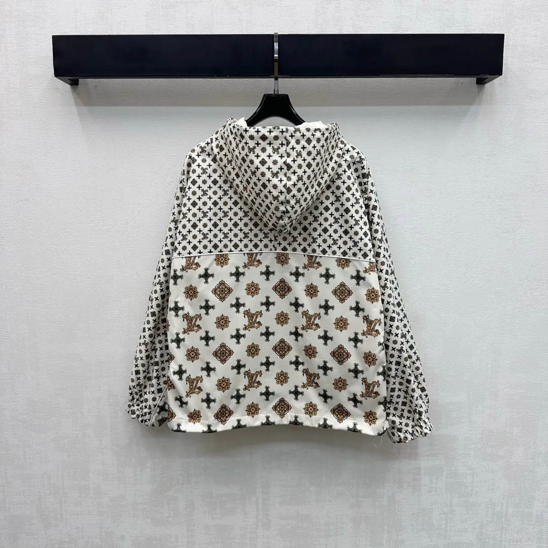 Куртки И Пуховики Женские Louis Vuitton 11049534