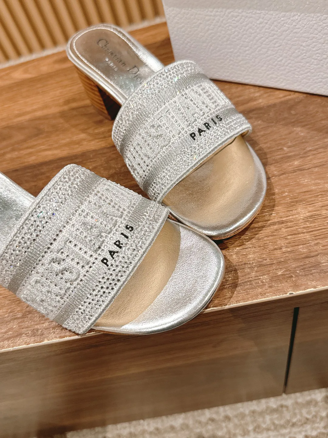 Босоножки Женские Christian Dior 11599928