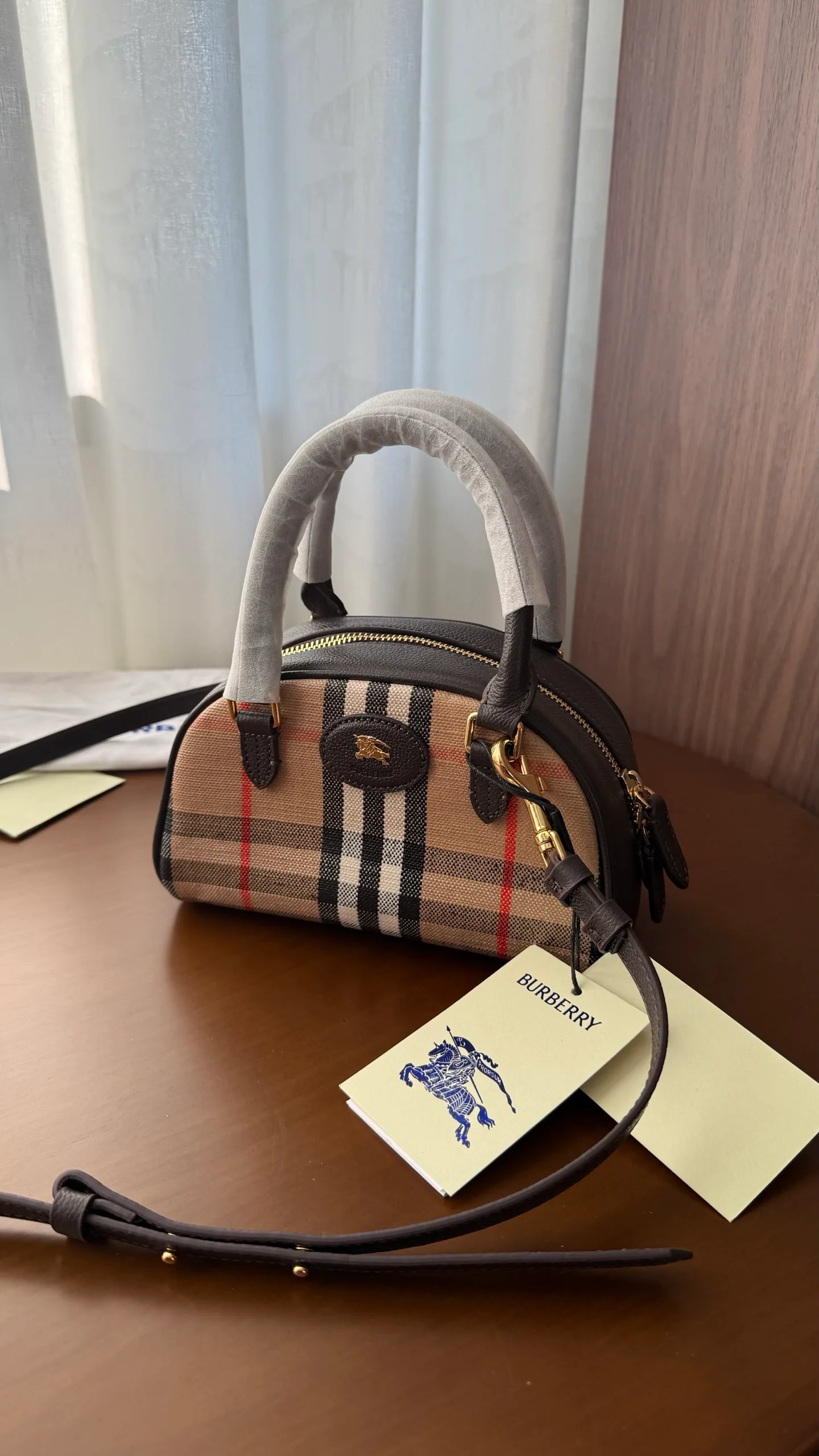 Классические Сумки Женские Burberry 11707208