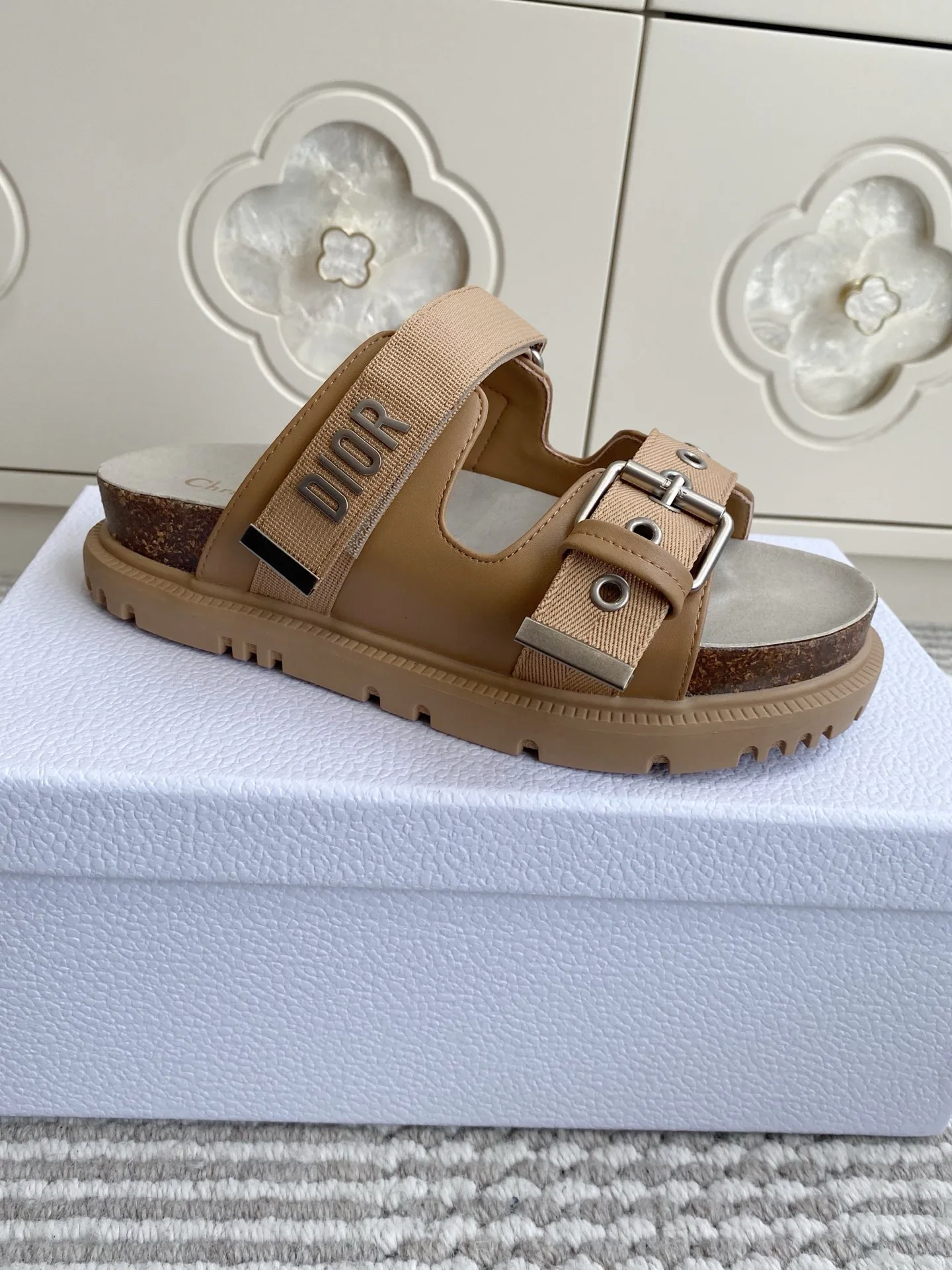 Сандалии Женские Christian Dior 12958193