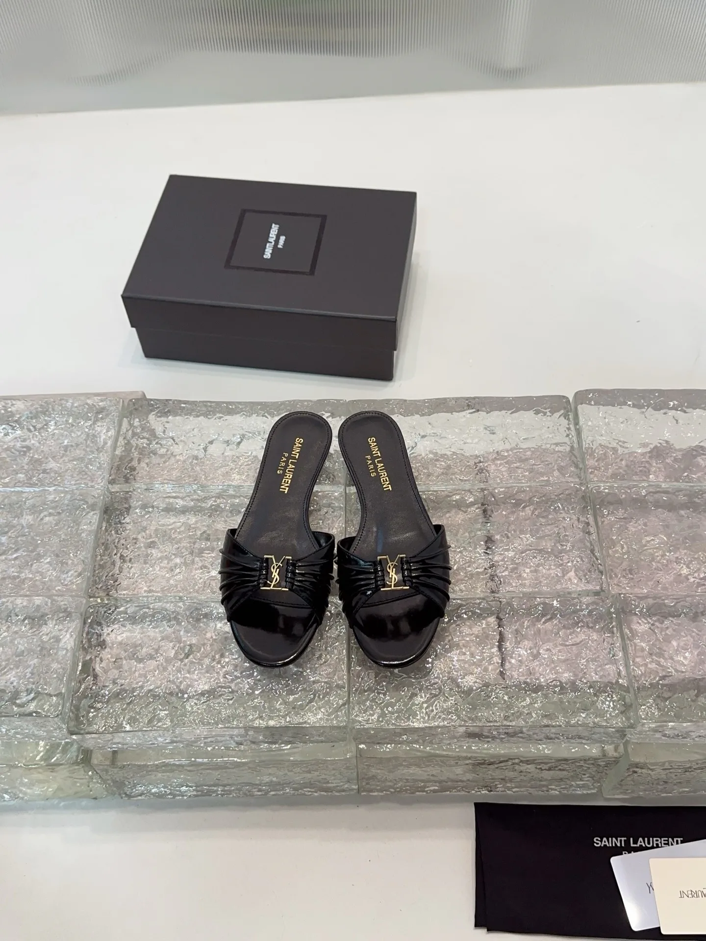 Босоножки Женские Saint Laurent 13339118