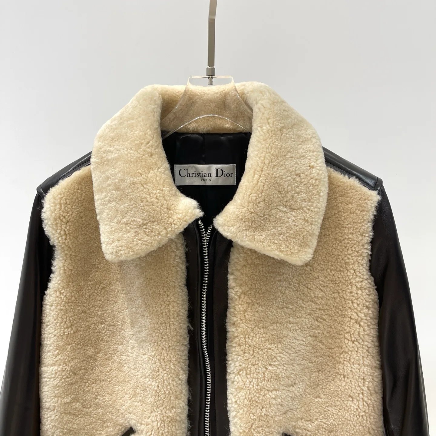 Кожаные Куртки И Дублёнки Женские Christian Dior 1067911