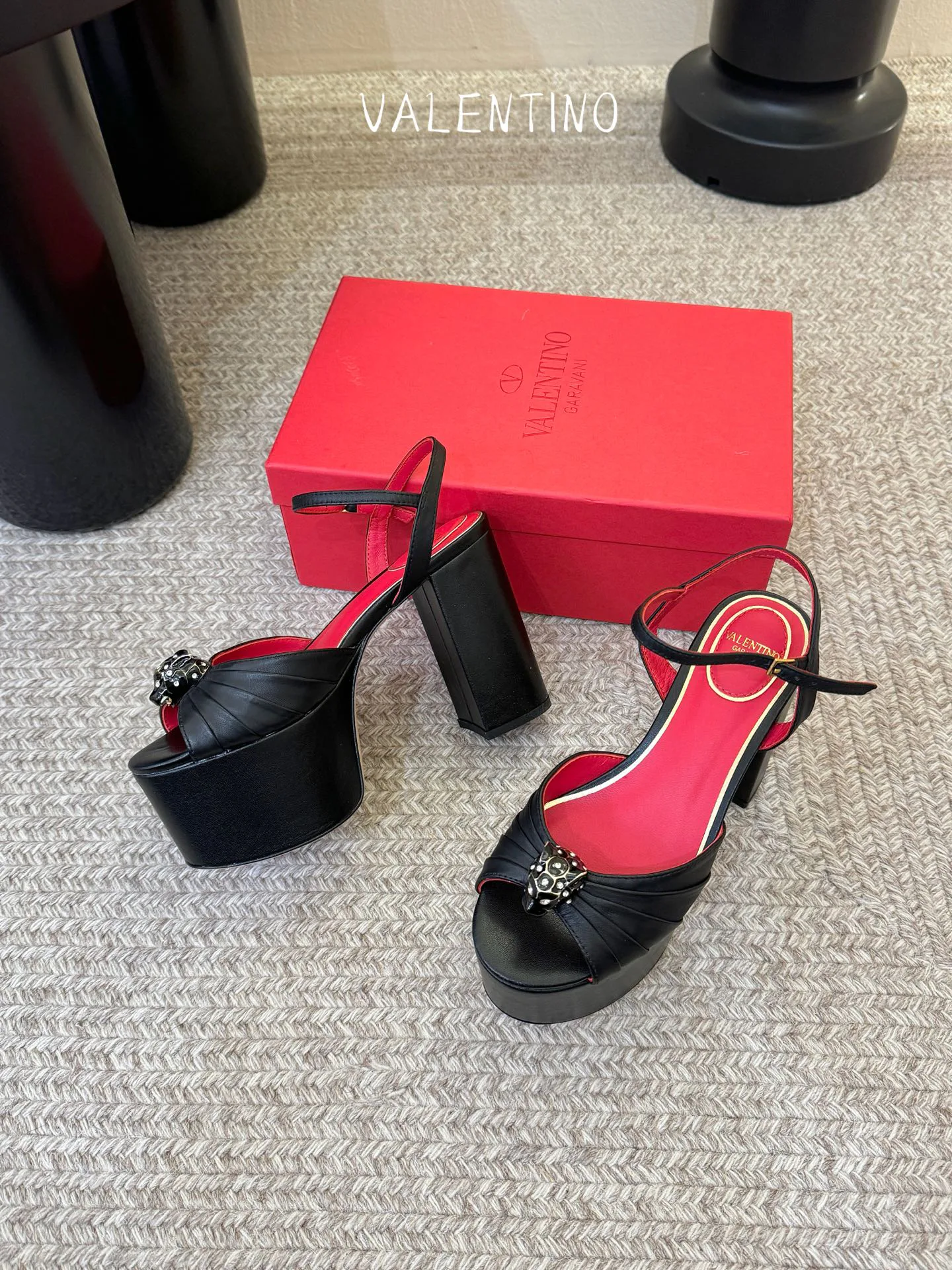 Босоножки Женские Valentino 11633130