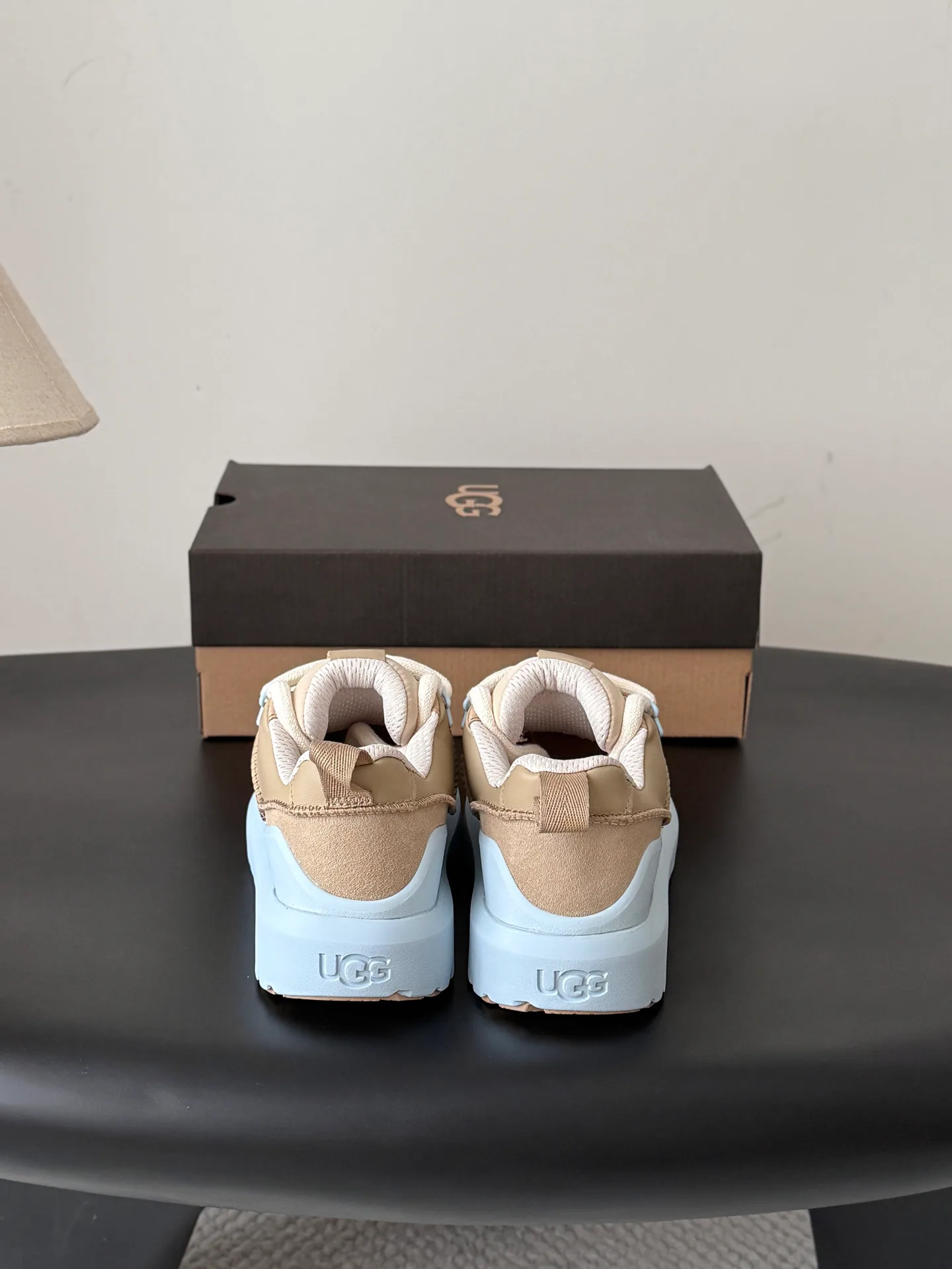 Кроссовки Женские Ugg 19687630