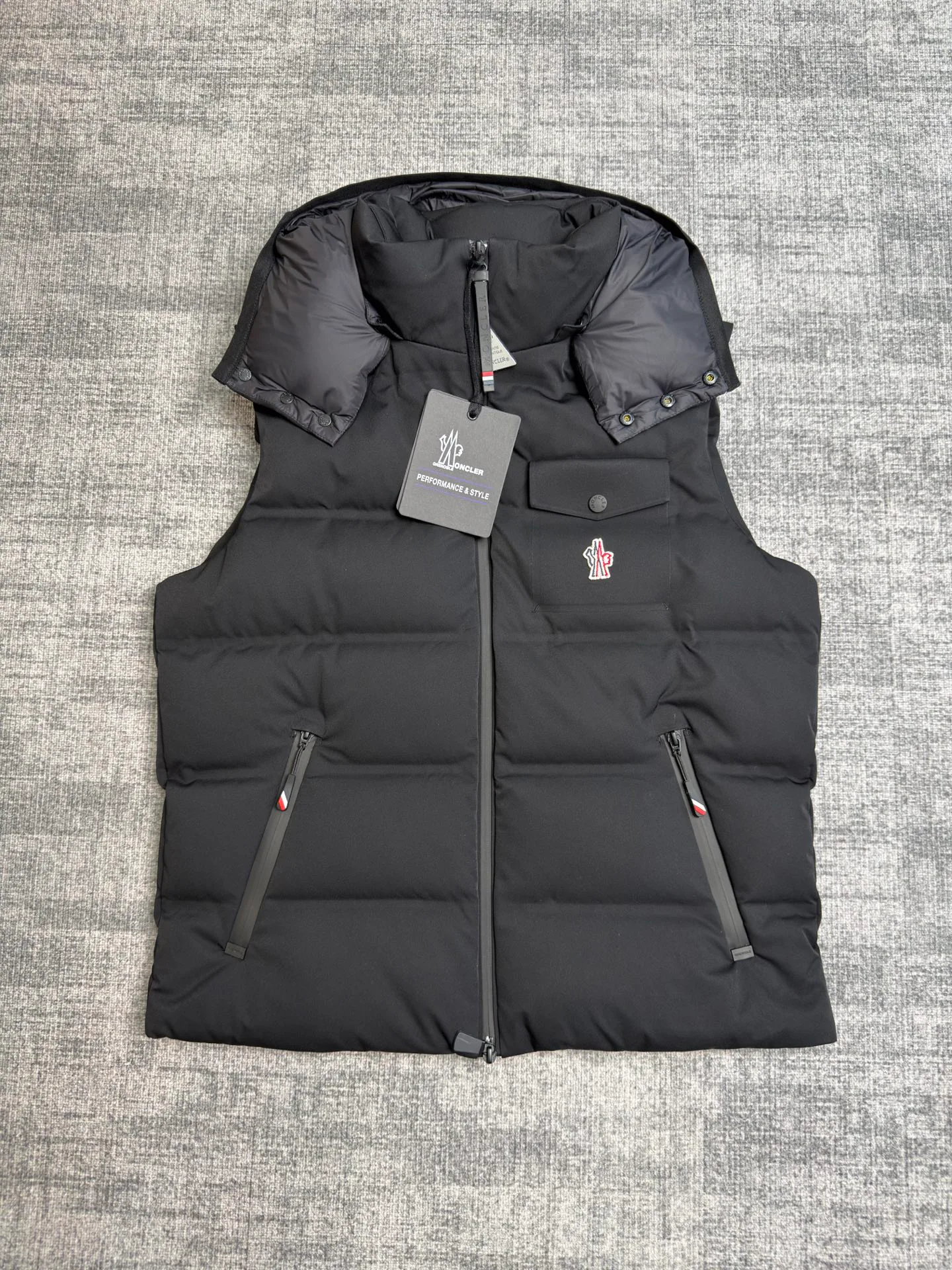 Куртки И Пуховики Мужские Moncler 17925011