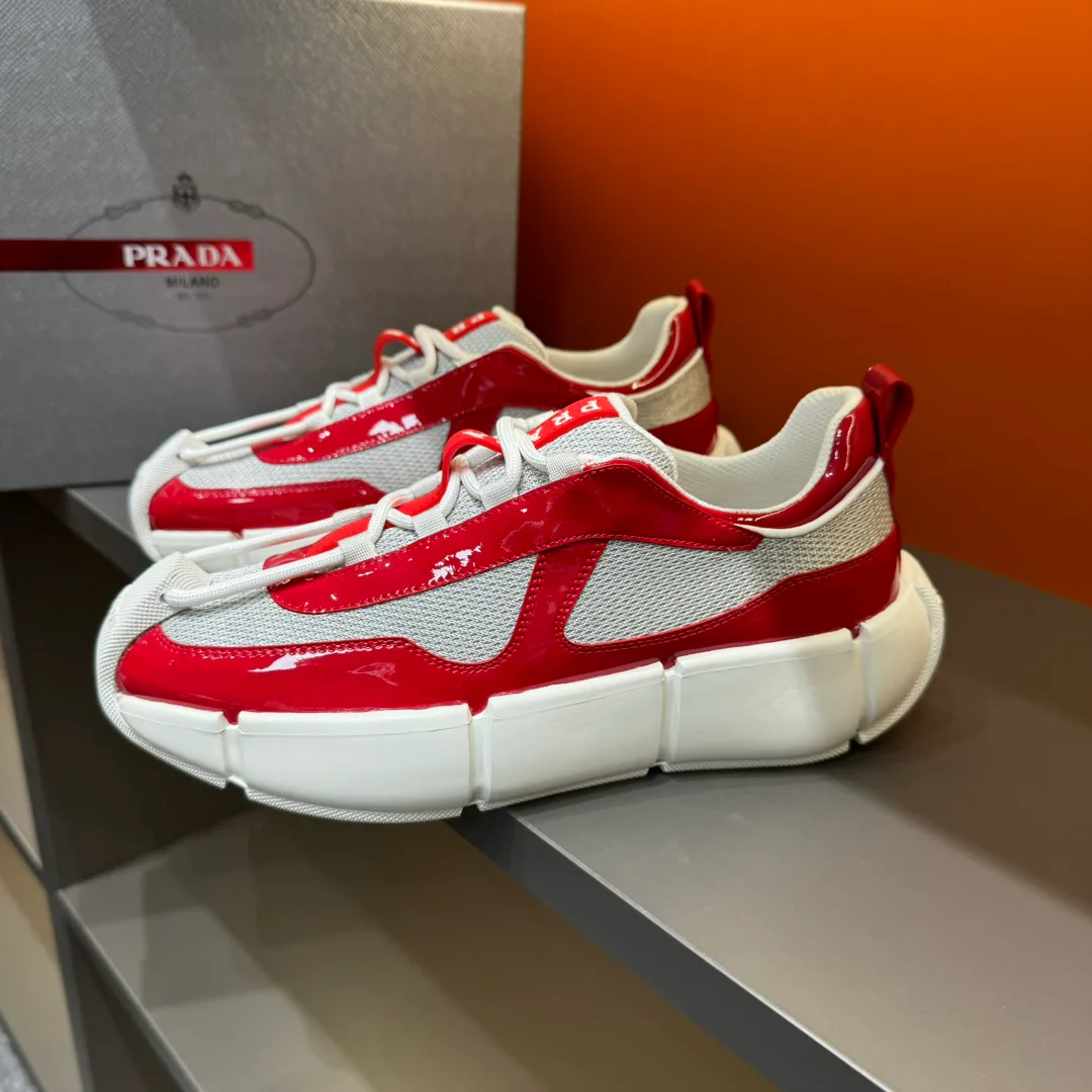 Кроссовки Мужские Prada 2492410