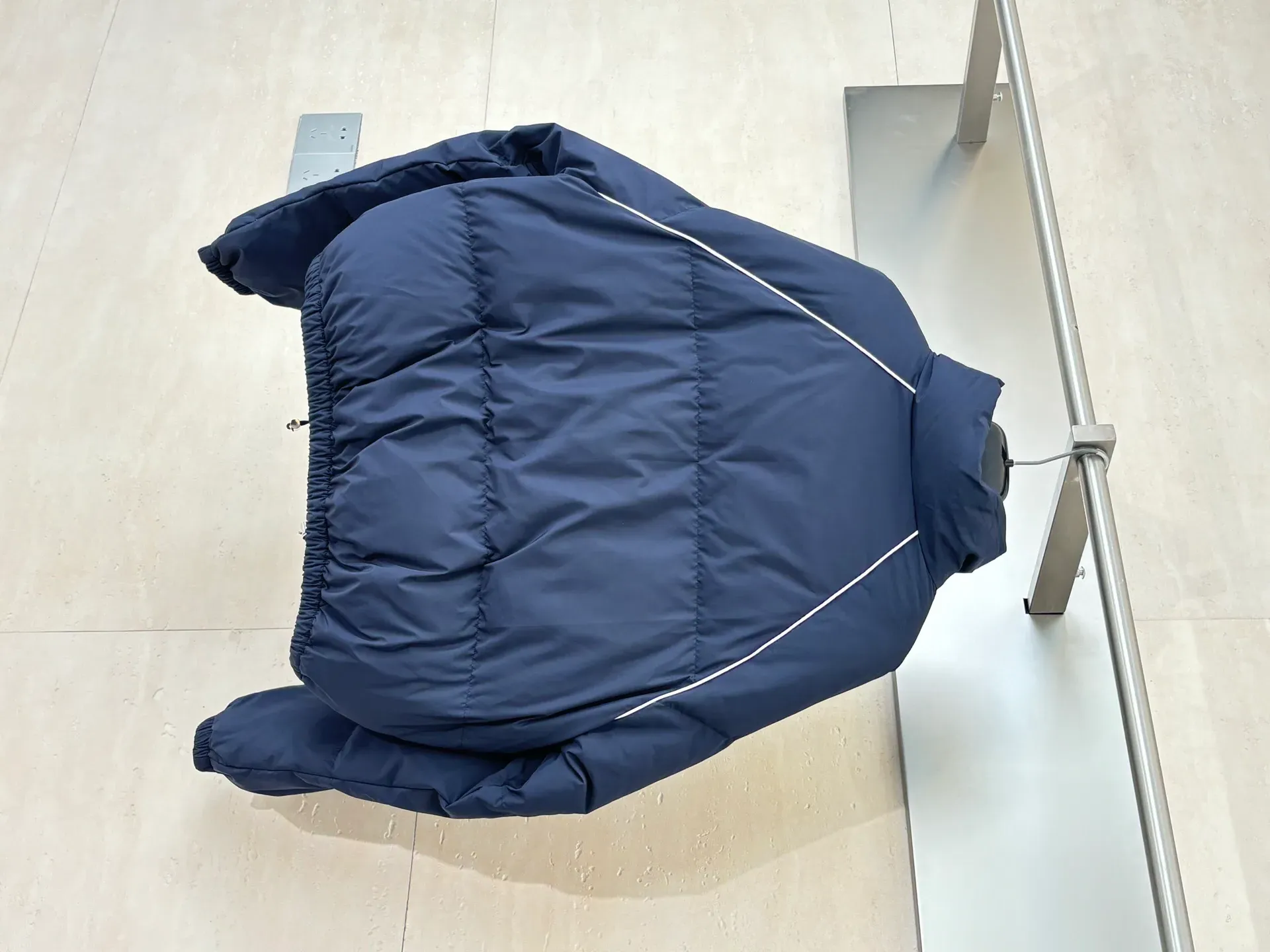 Куртки И Пуховики Мужские Miu Miu 168610