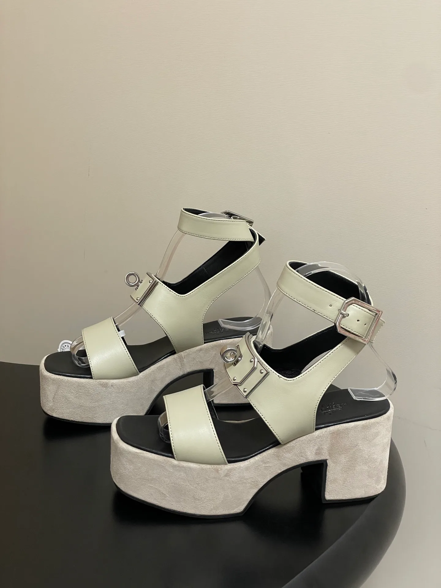 Босоножки Женские Hermes 9182997