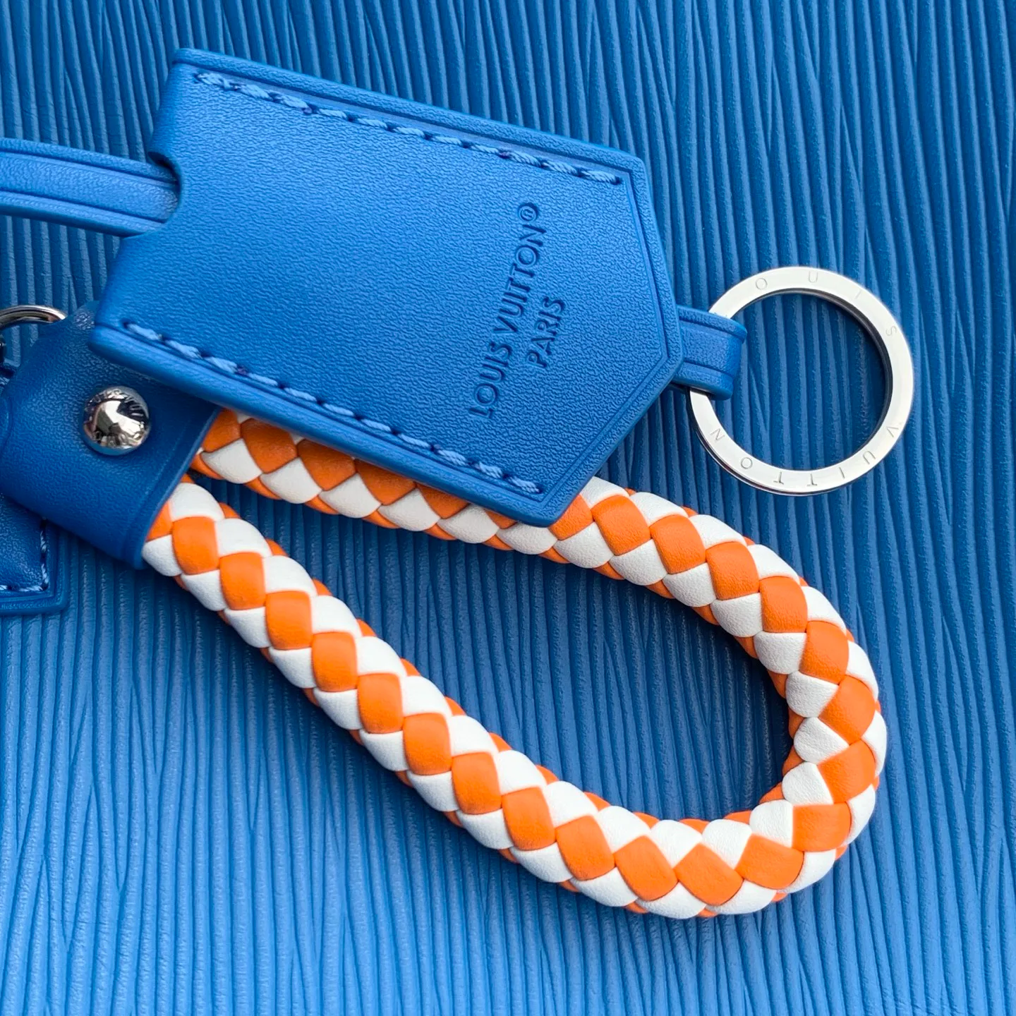 Классические Сумки Женские Louis Vuitton 18147549