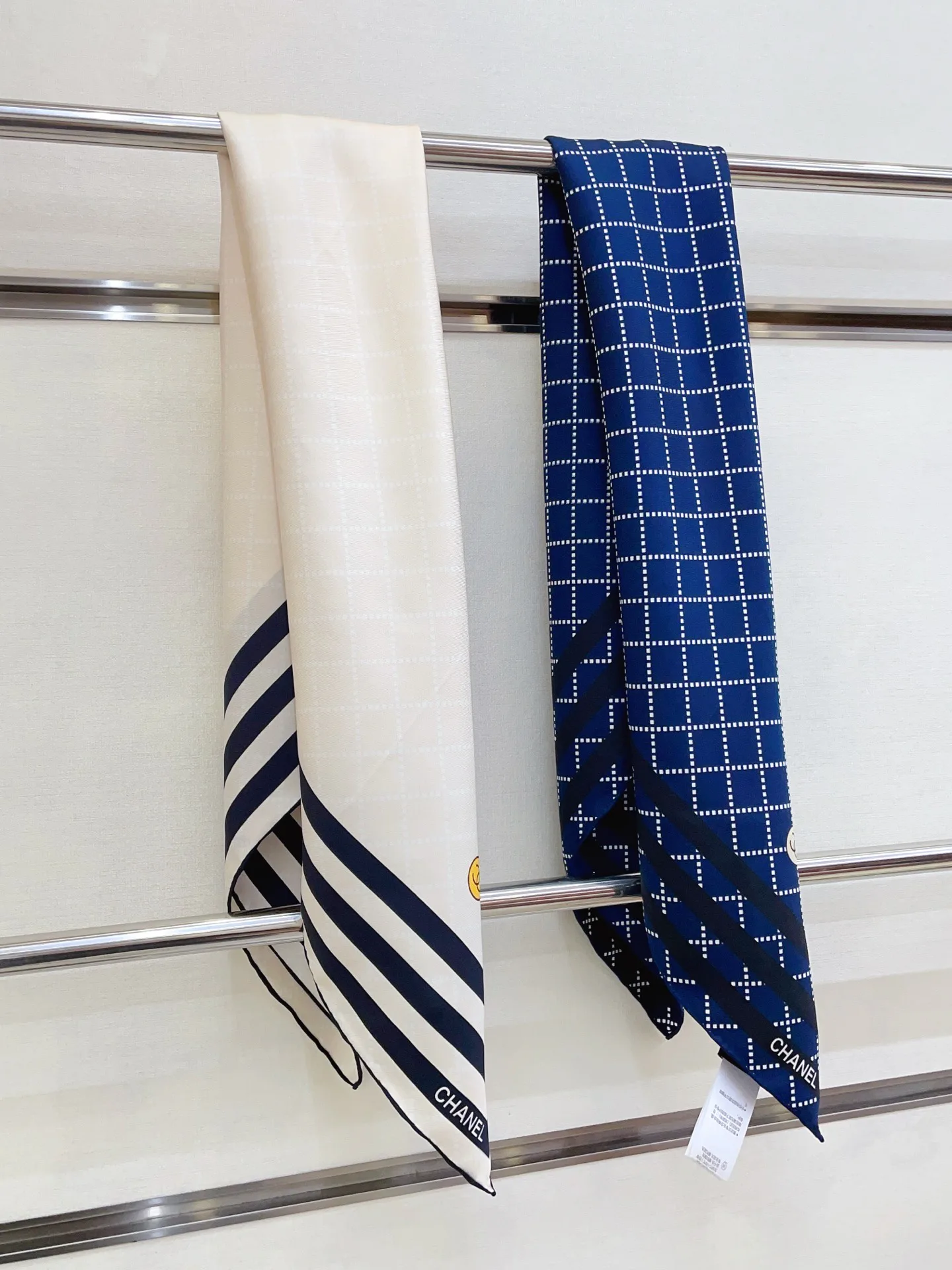 Платки Chanel 13119697